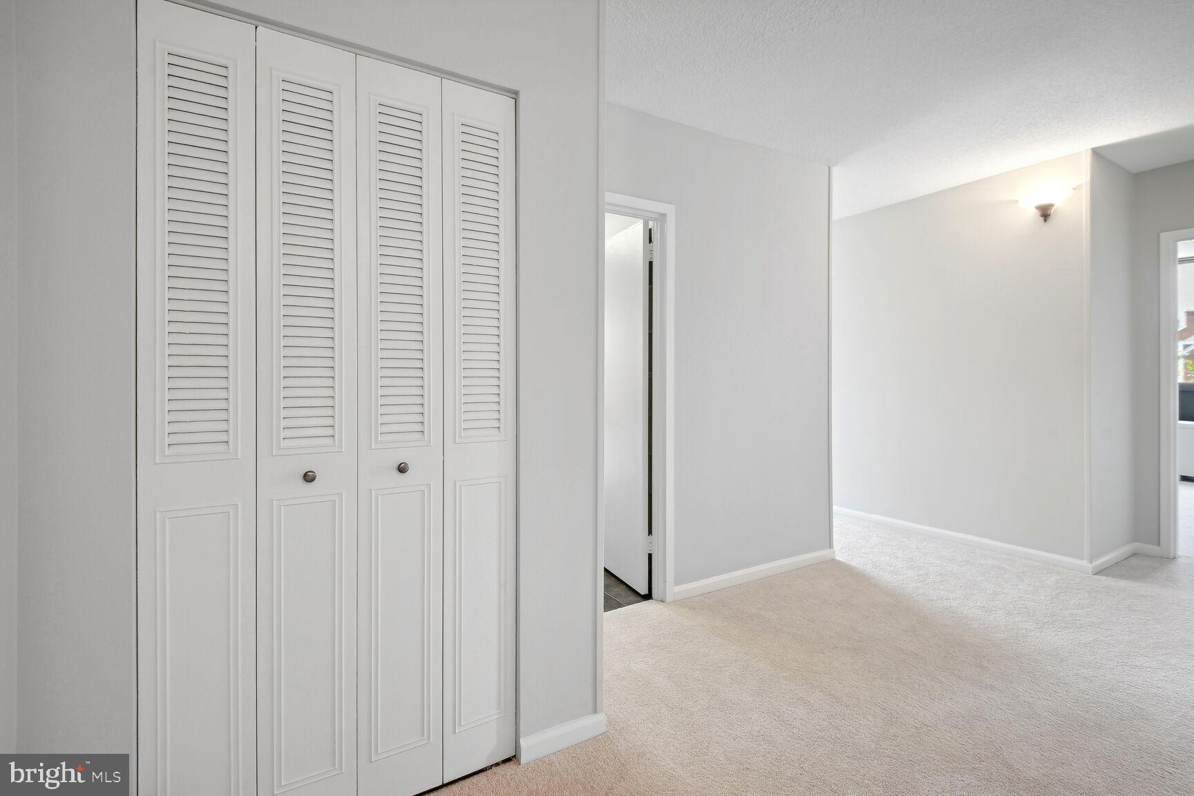 THE RIVIERA OF CHEVY CHASE - Residential