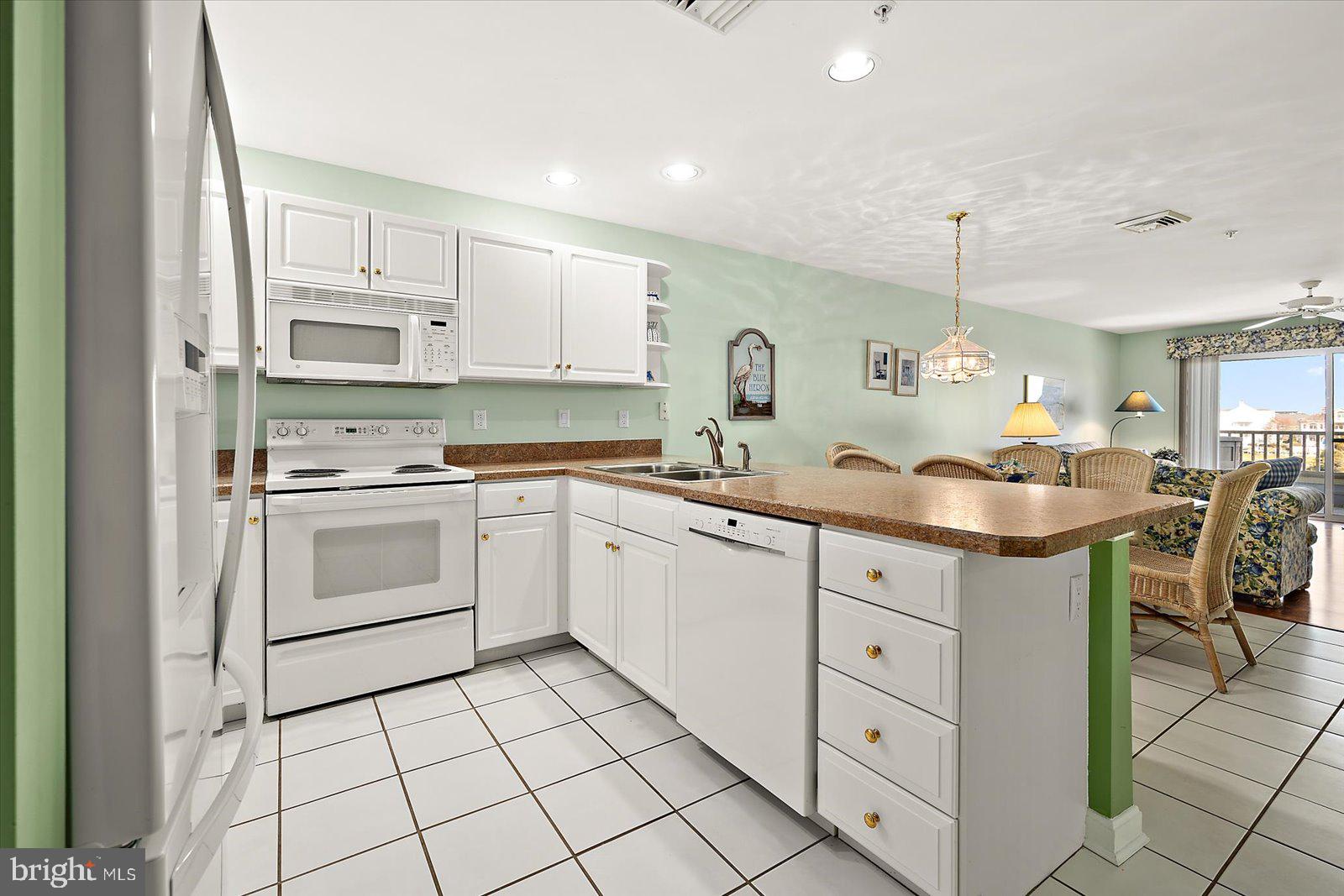 HERON HARBOUR - Residential