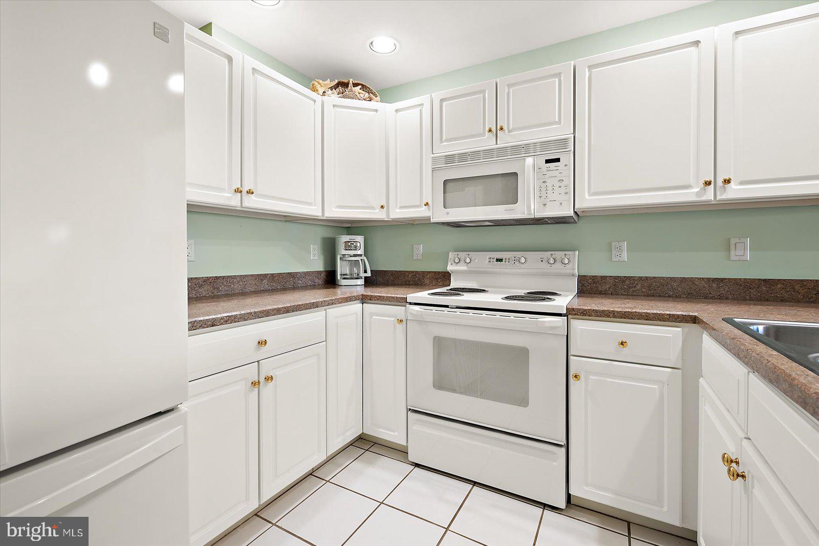 HERON HARBOUR - Residential