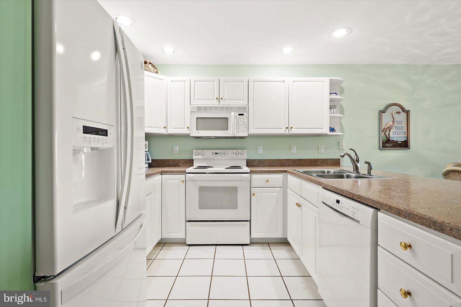 HERON HARBOUR - Residential