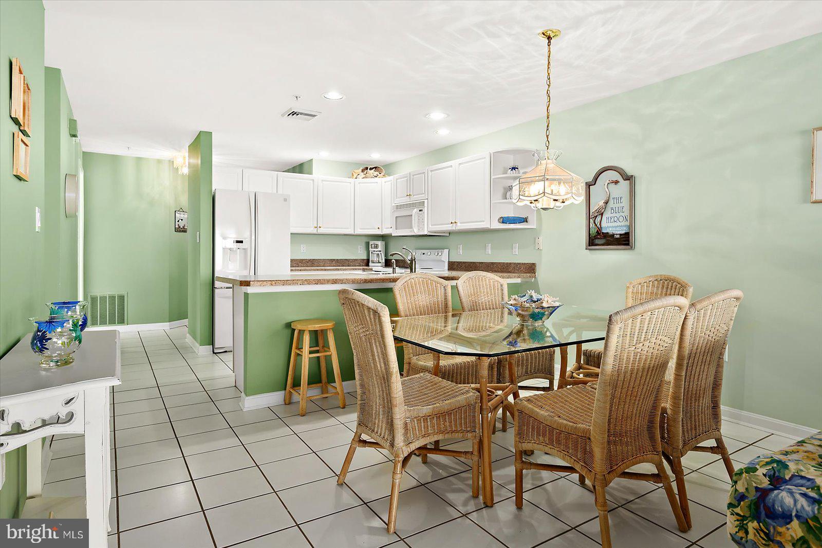 HERON HARBOUR - Residential