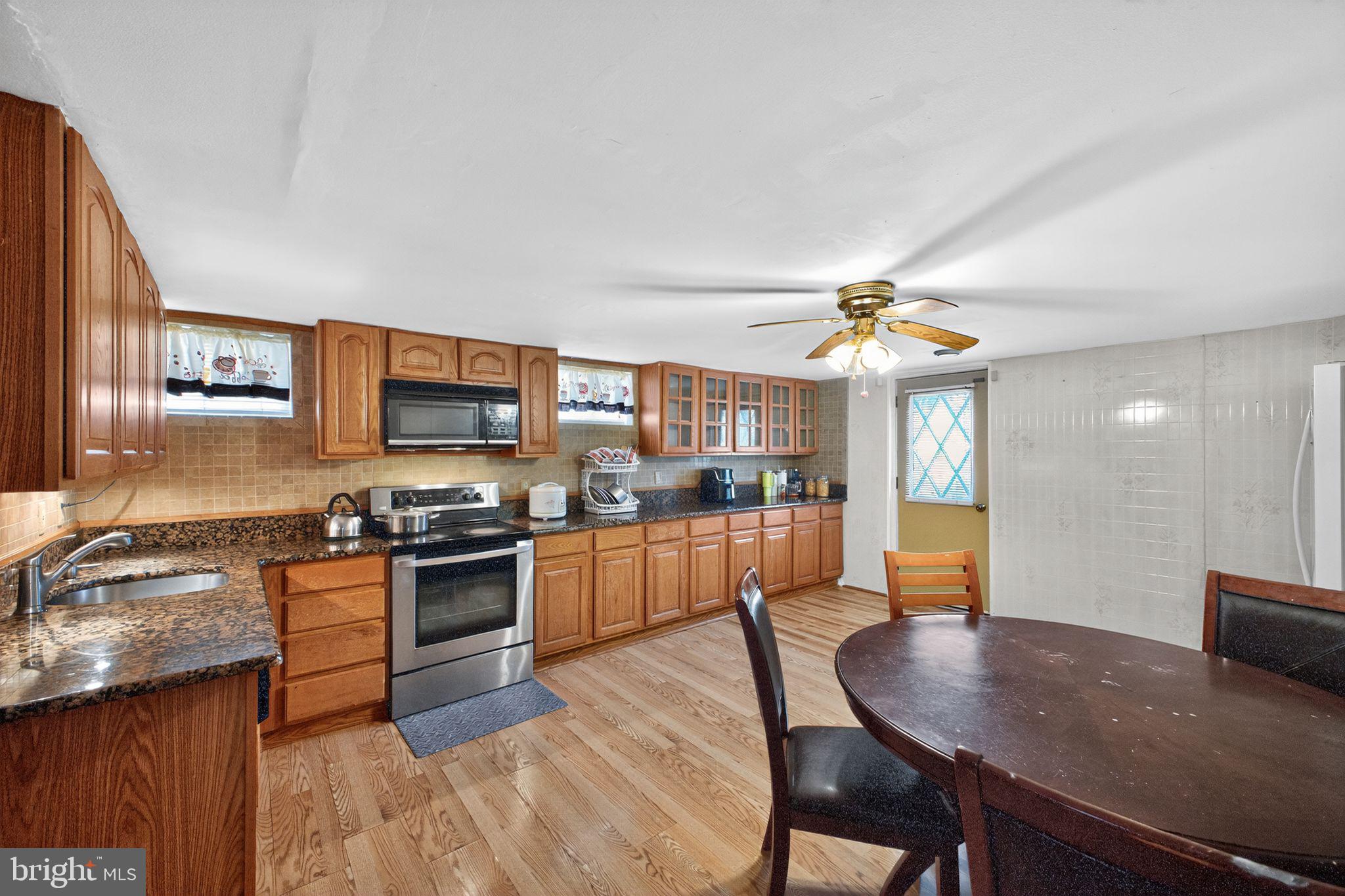 CATONSVILLE MANOR - Residential