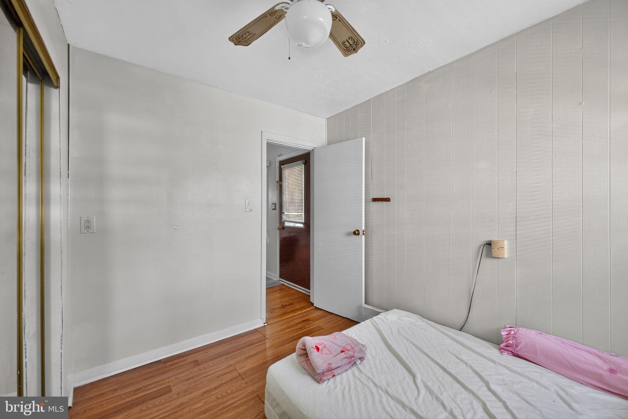 CATONSVILLE MANOR - Residential