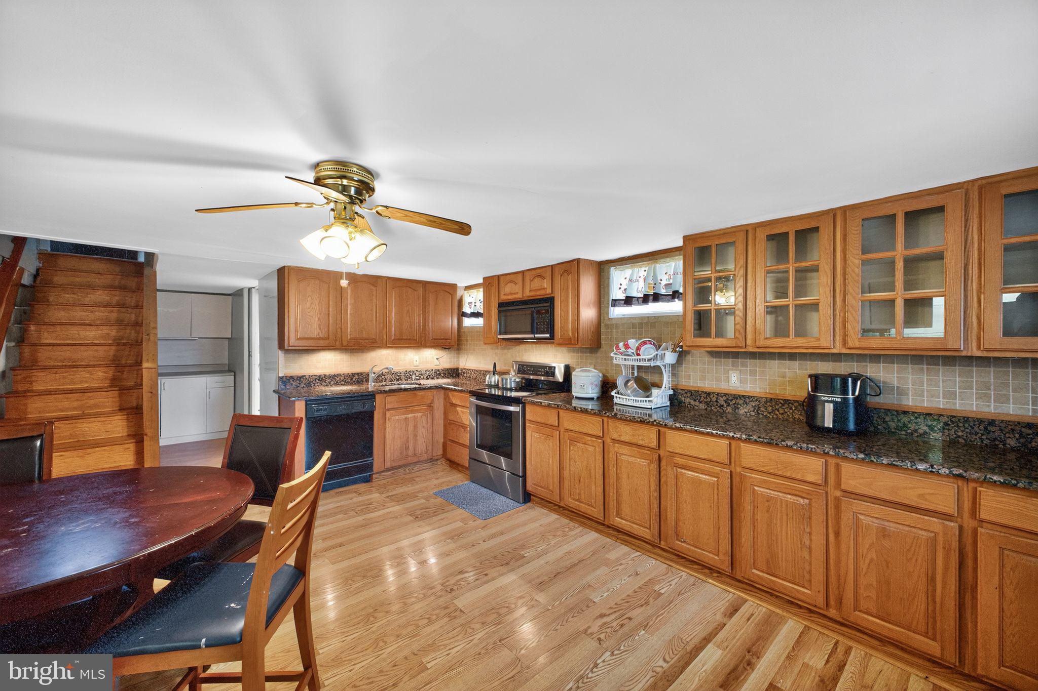 CATONSVILLE MANOR - Residential