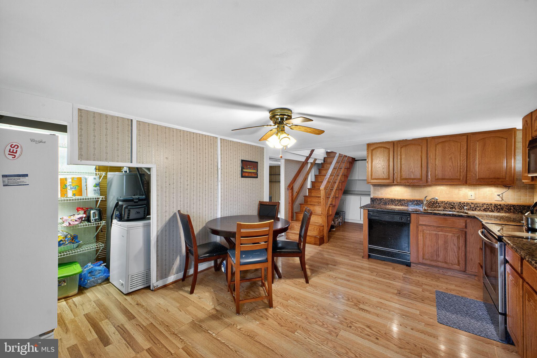 CATONSVILLE MANOR - Residential