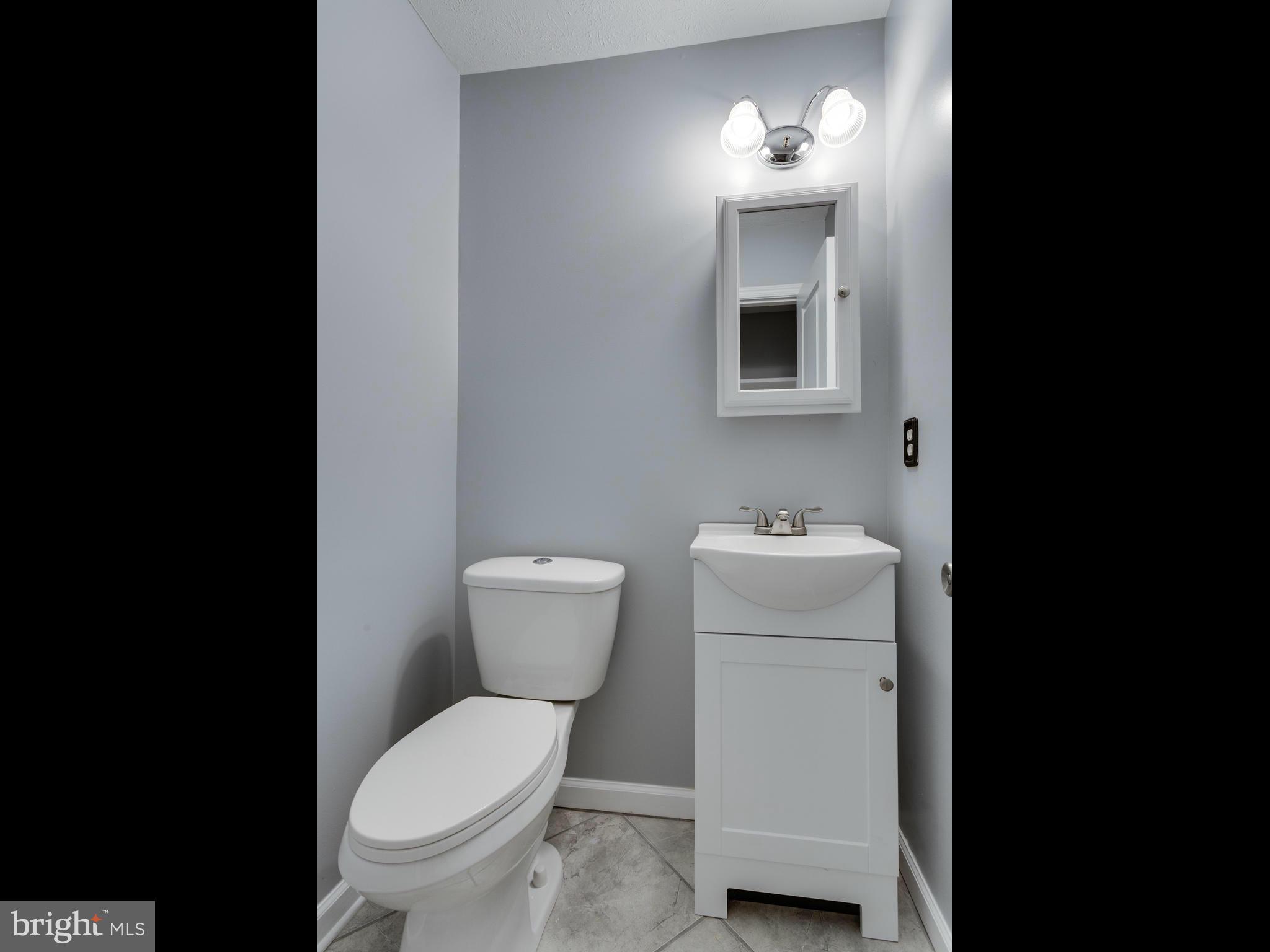 STRAWBERRY HILL EST SUB - Residential