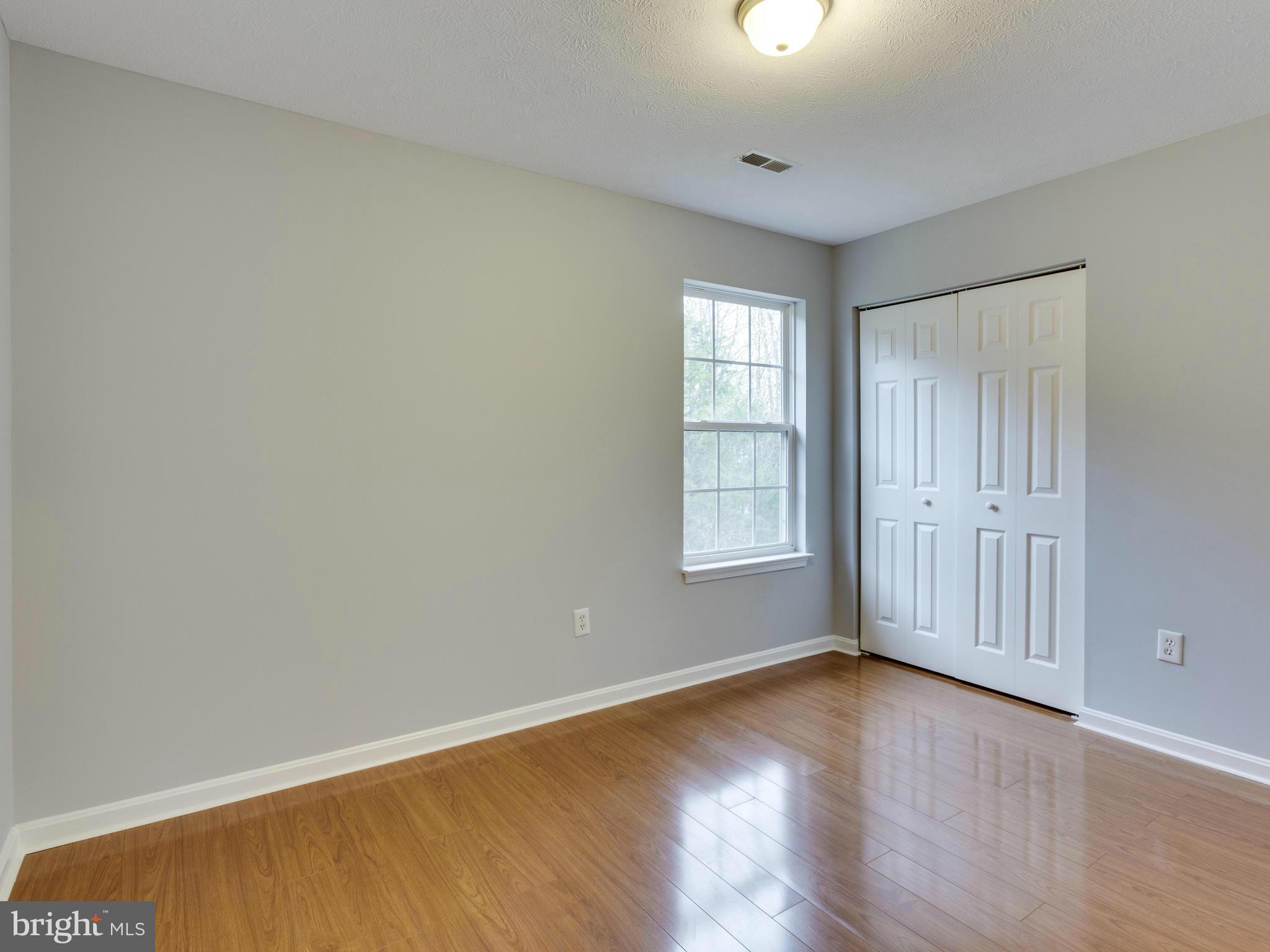 STRAWBERRY HILL EST SUB - Residential