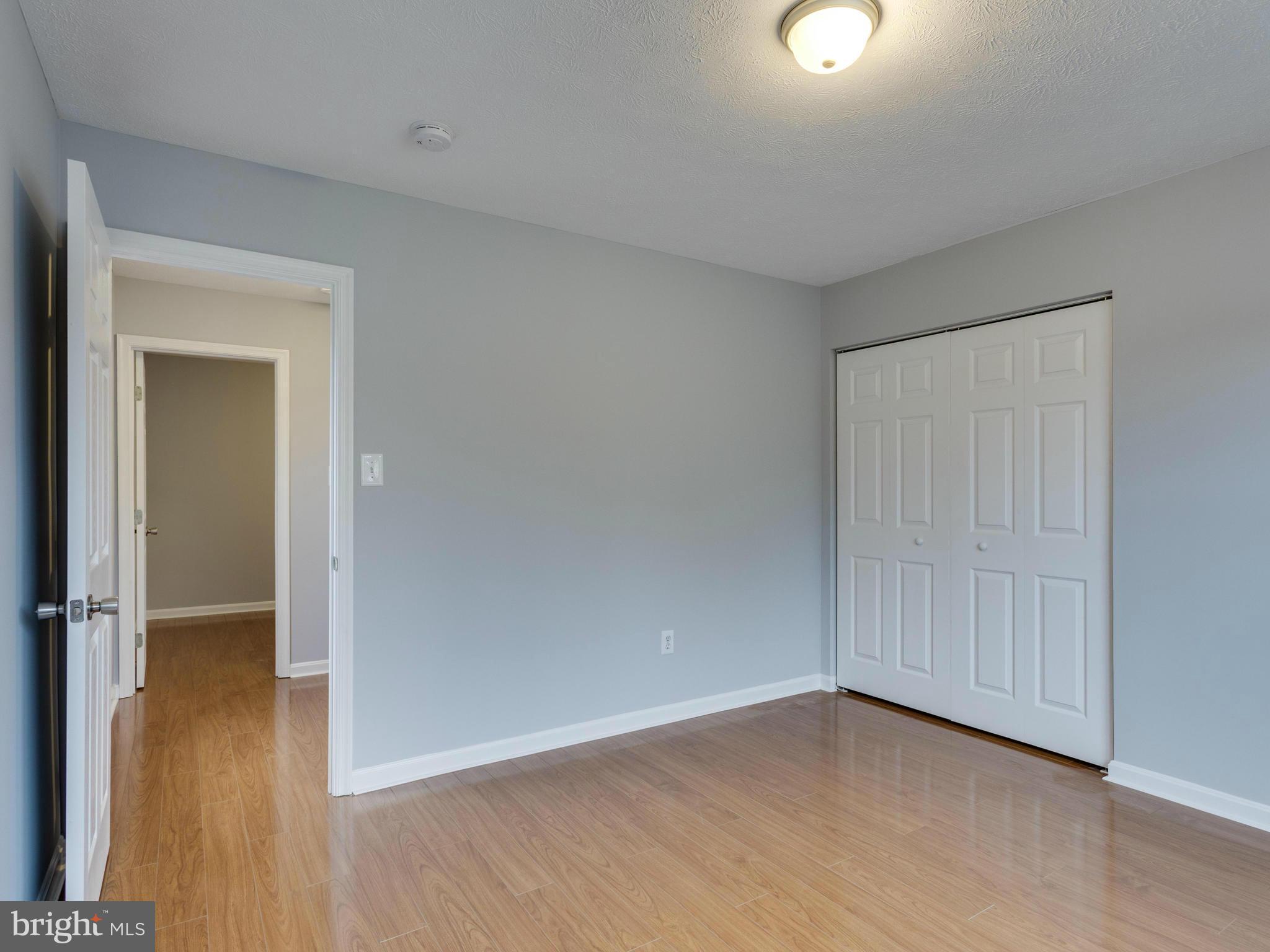 STRAWBERRY HILL EST SUB - Residential