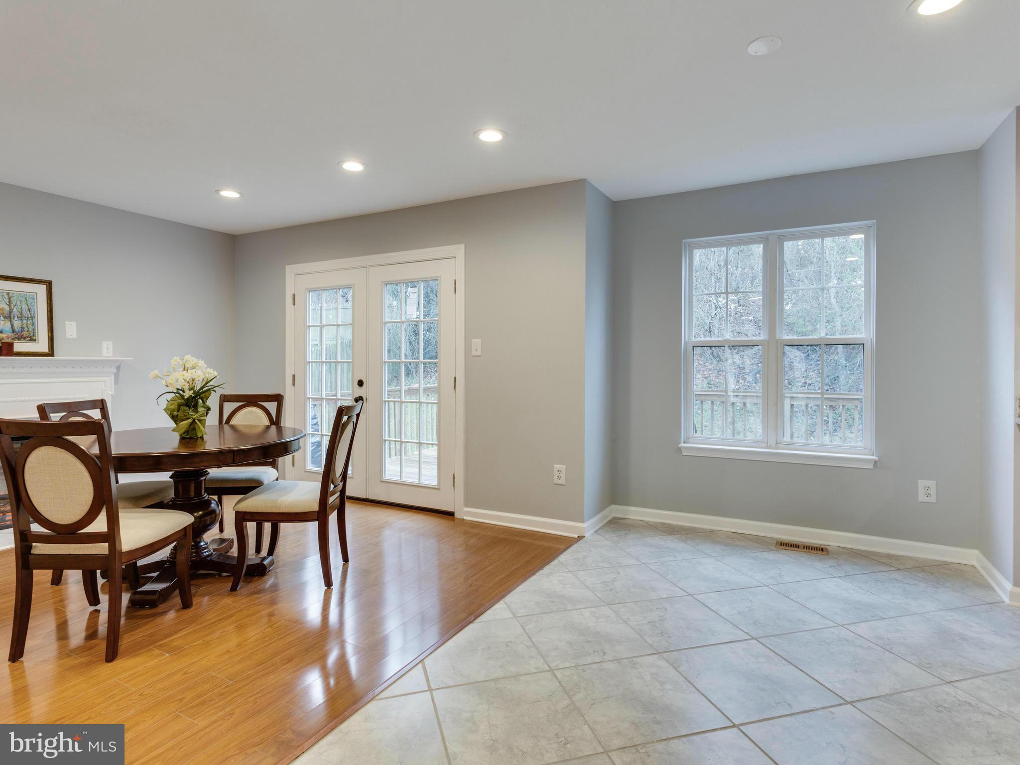 STRAWBERRY HILL EST SUB - Residential