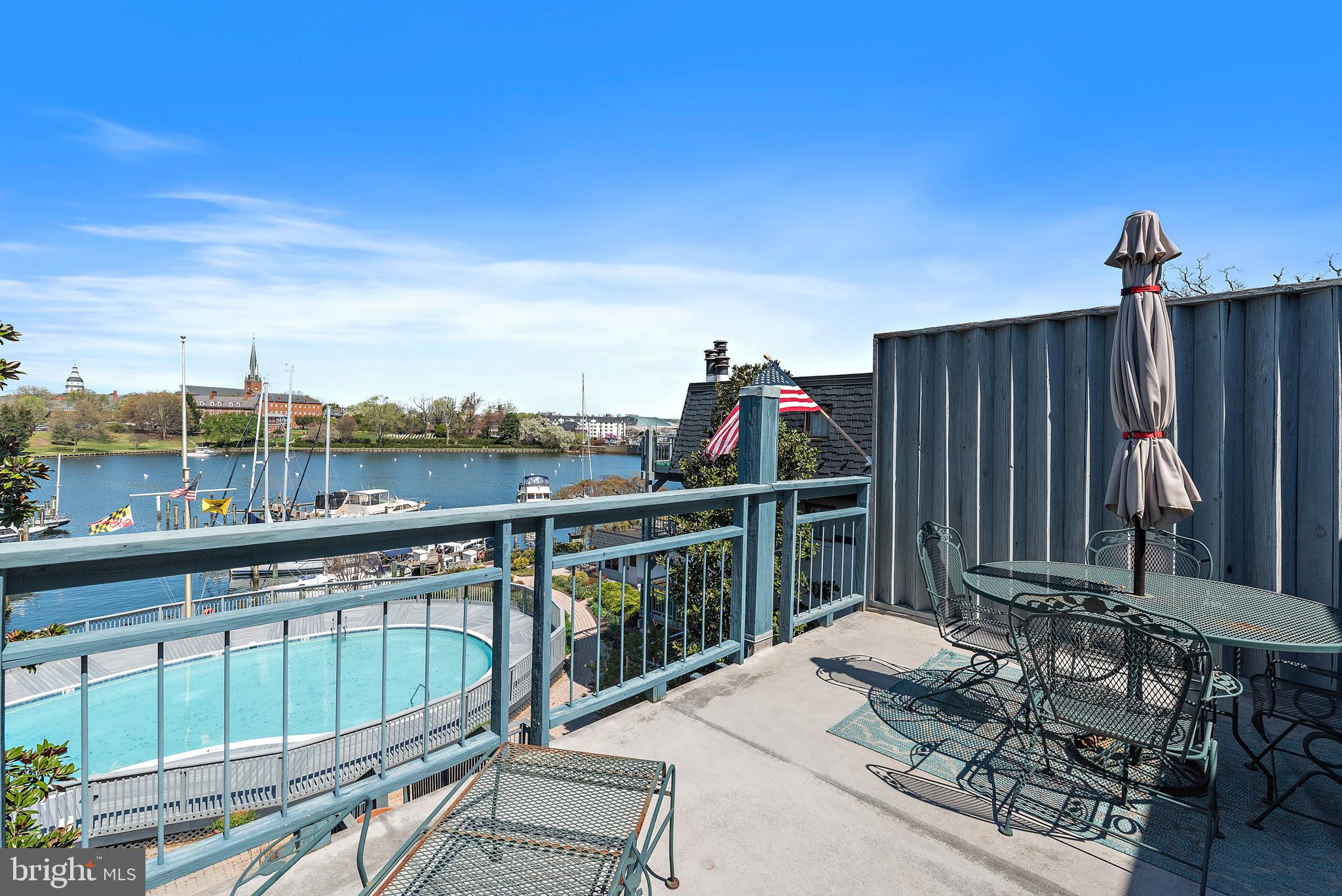 THE YACHT CLUB CONDOMINIUMS - Residential