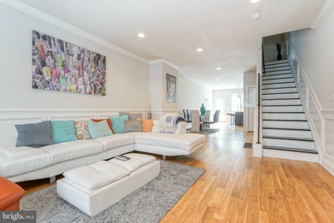 Townhouse For Sale - 2332 Ellsworth Street<br/> PHILADELPHIA, PA 19146