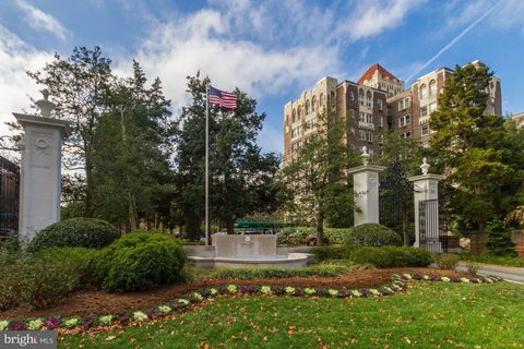 Photo of 4000 Cathedral Avenue NW #248B, WASHINGTON, DC 20016 (MLS # DCDC2226094)