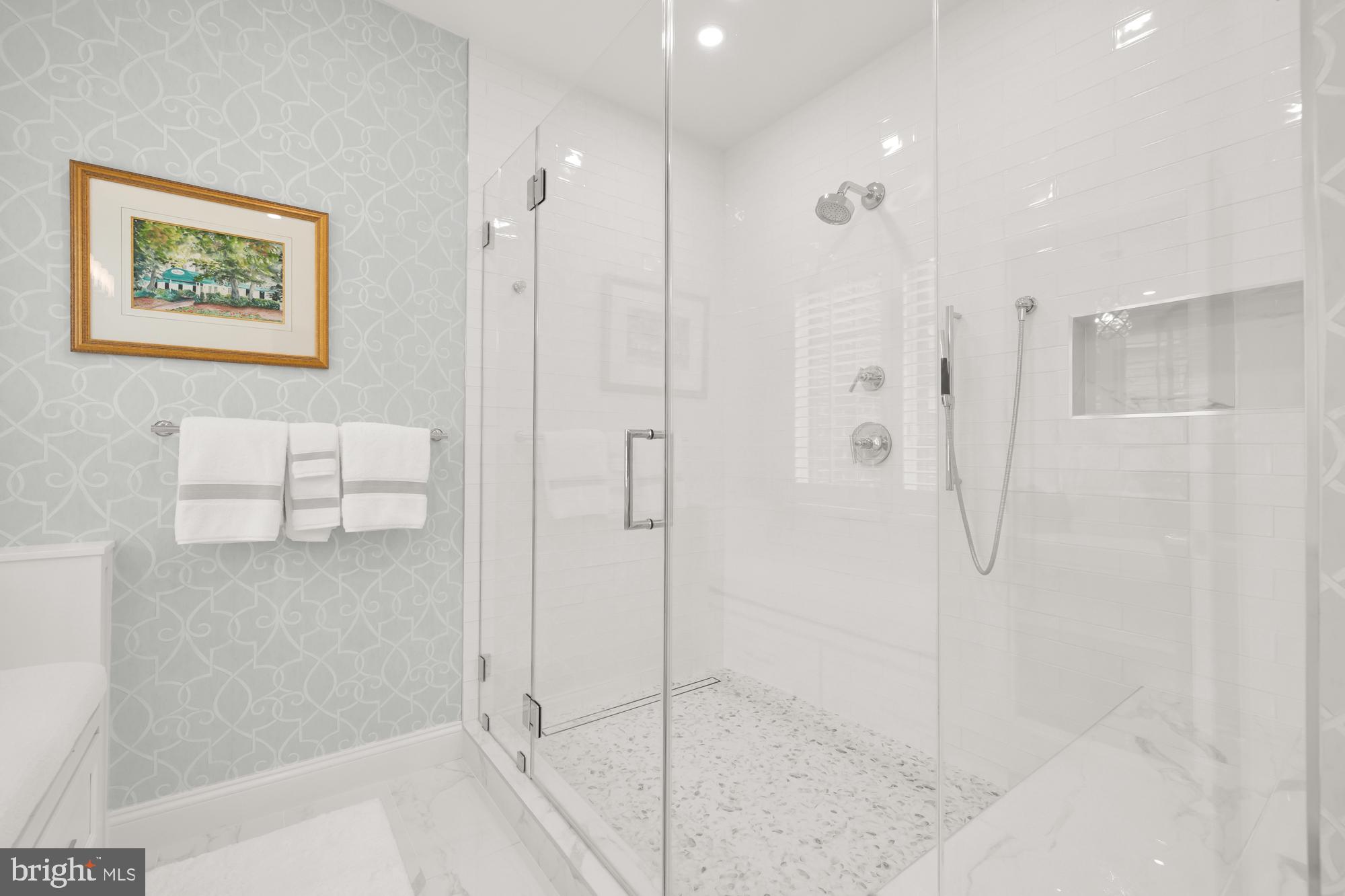 CHEVY CHASE MEWS - Residential