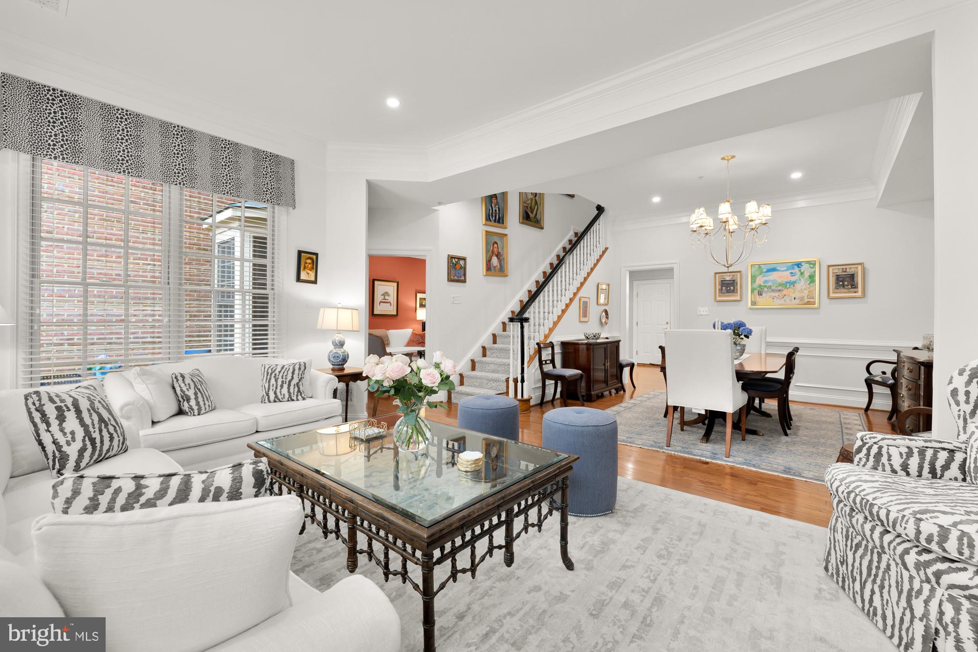 CHEVY CHASE MEWS - Residential