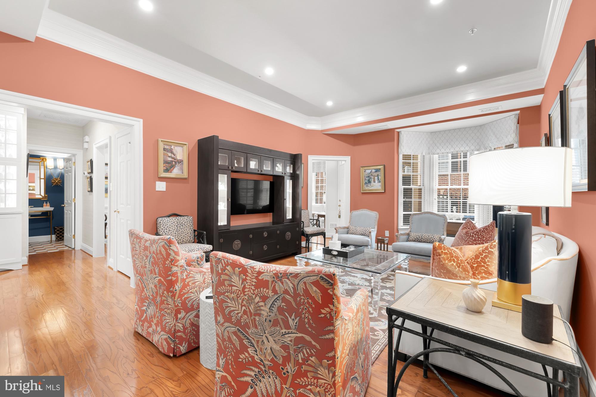 CHEVY CHASE MEWS - Residential