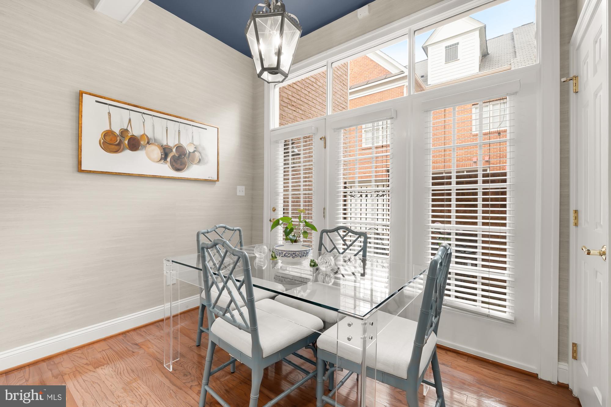 CHEVY CHASE MEWS - Residential