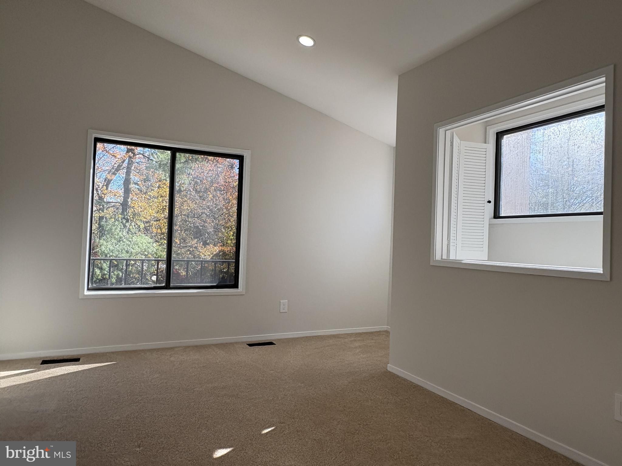 OVERLEA - Residential