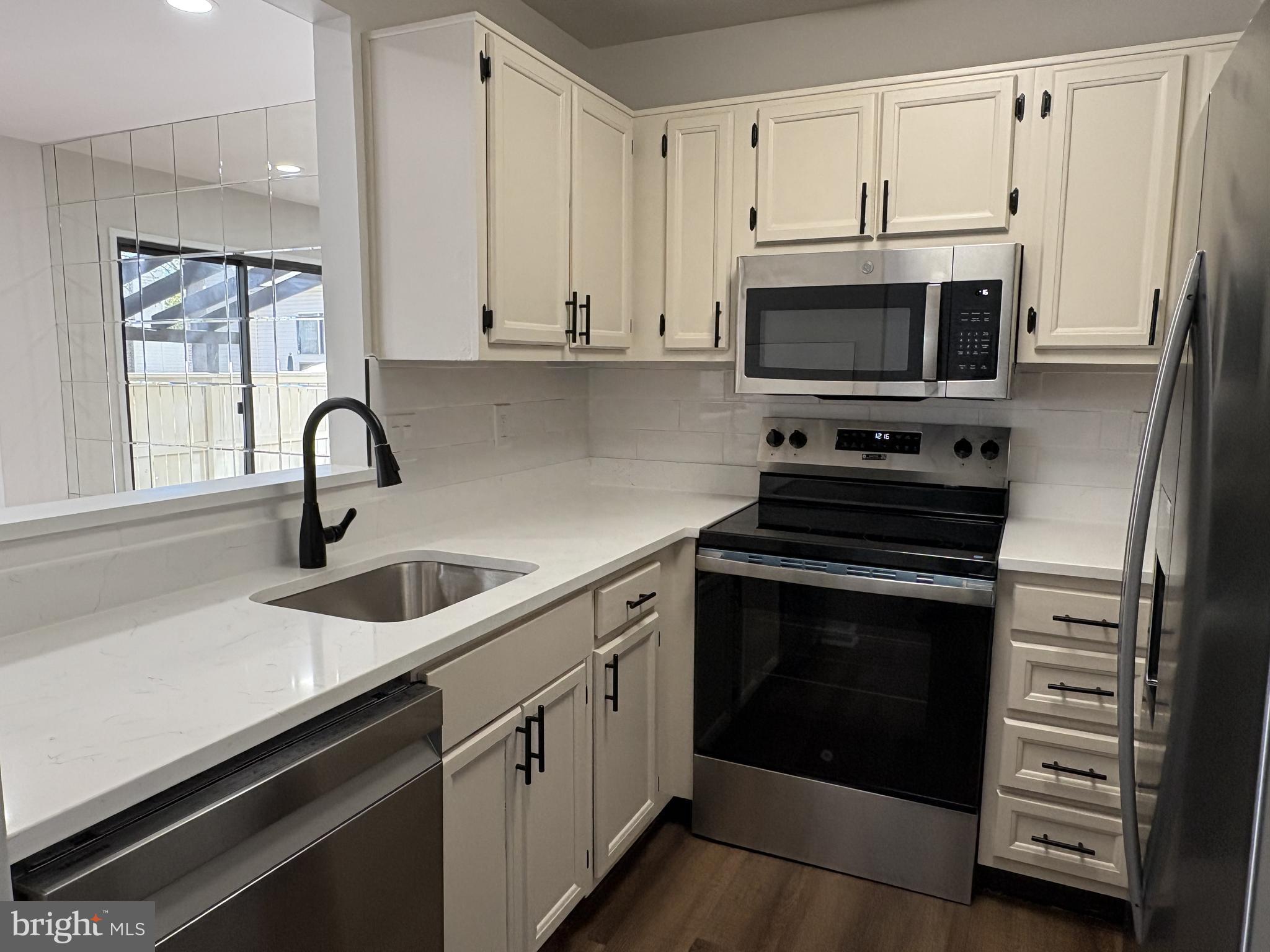 OVERLEA - Residential