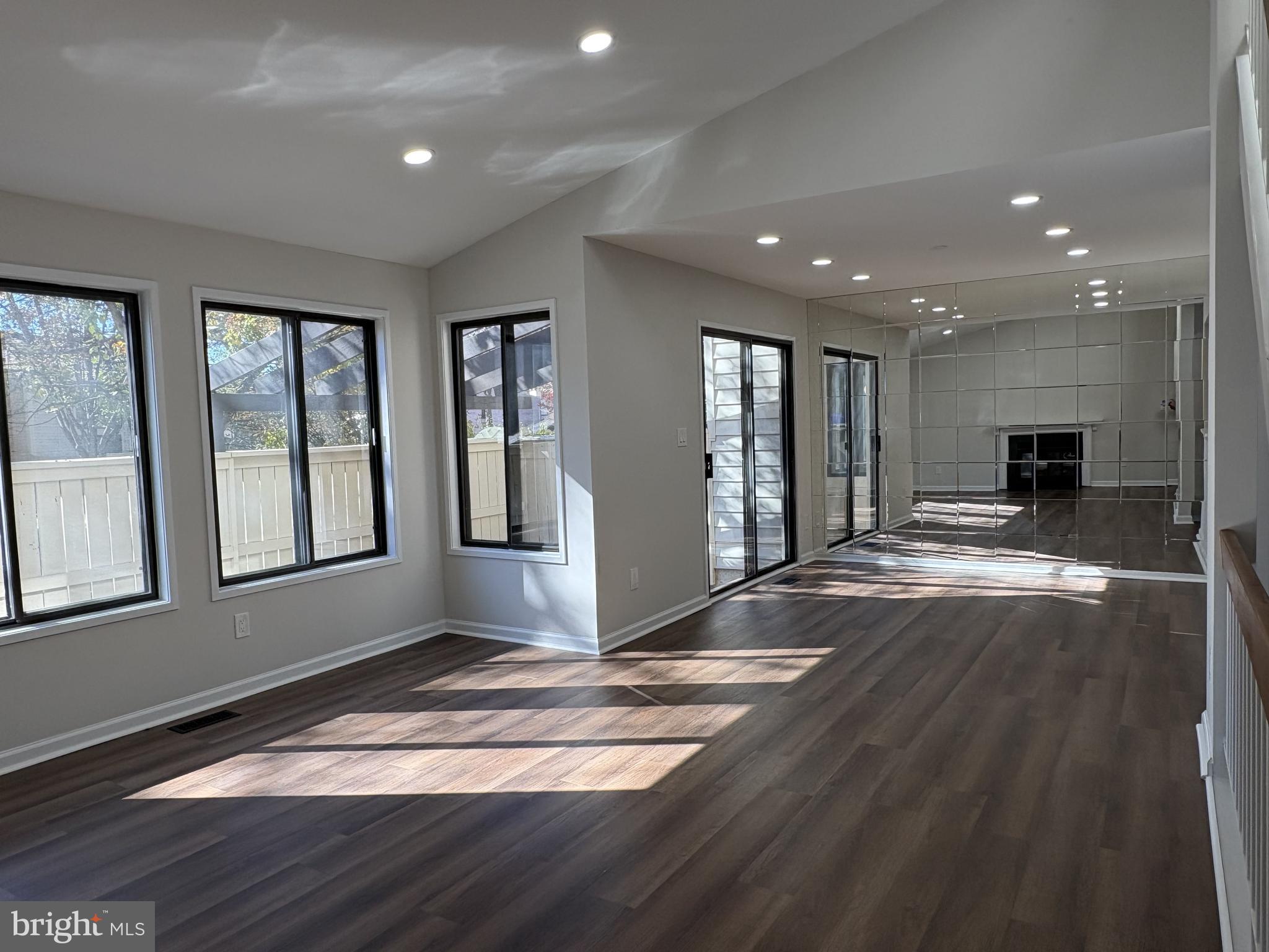 OVERLEA - Residential