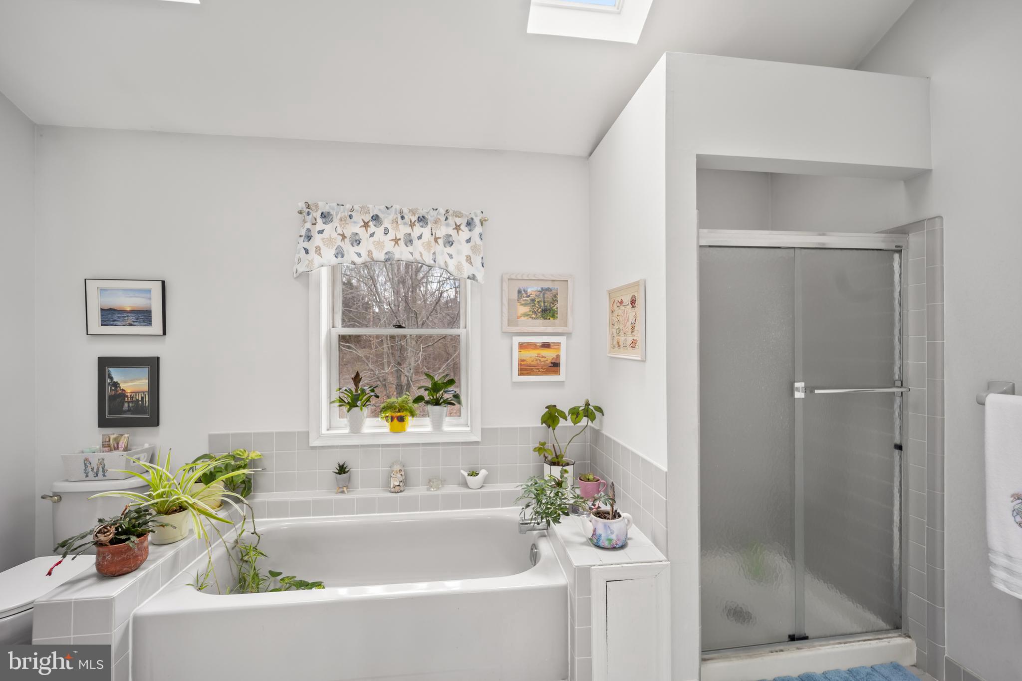 MONTGOMERY GREENE - Residential