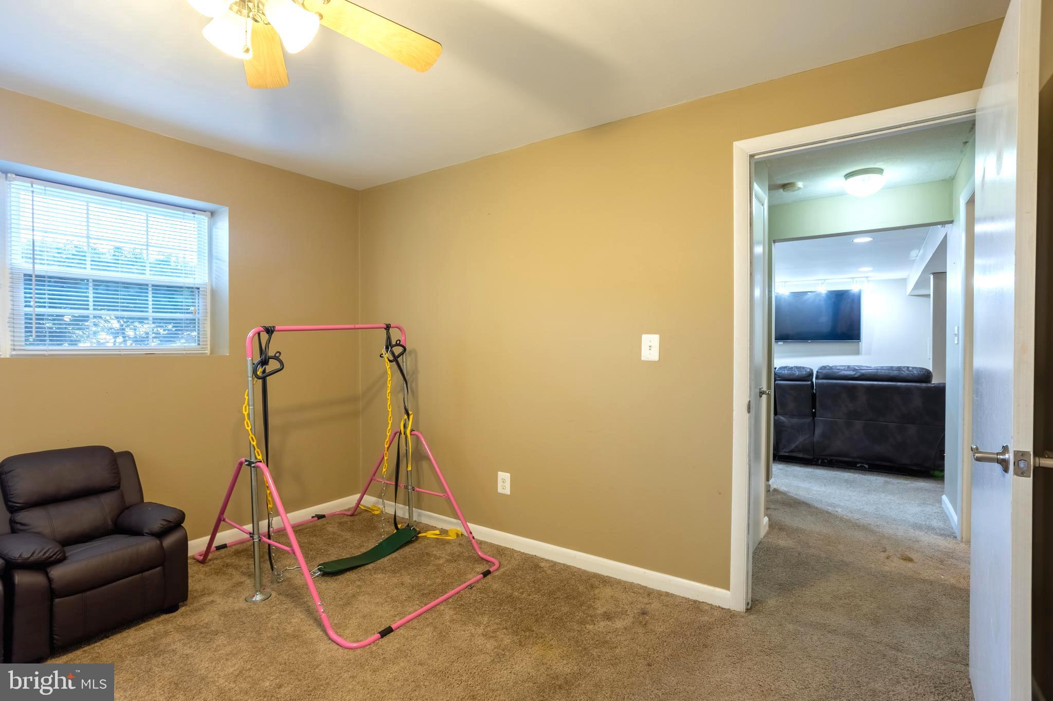 HARFORD TOWN - Residential