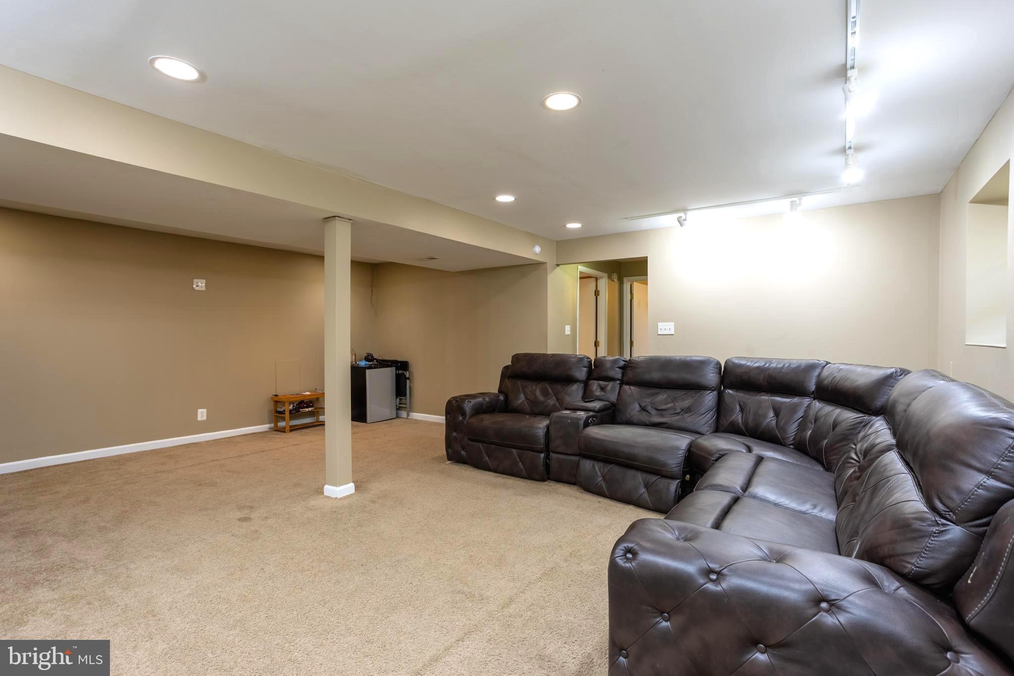 HARFORD TOWN - Residential