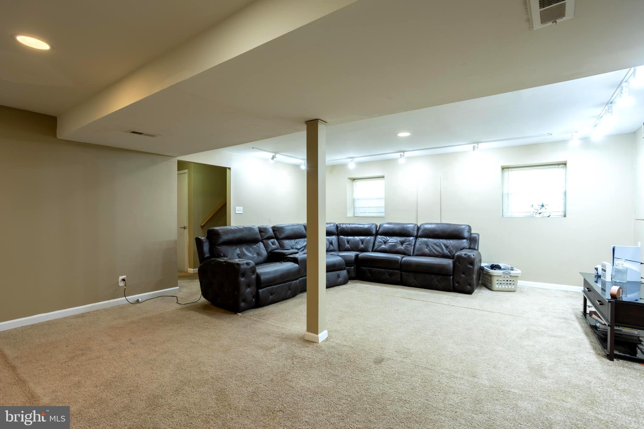 HARFORD TOWN - Residential