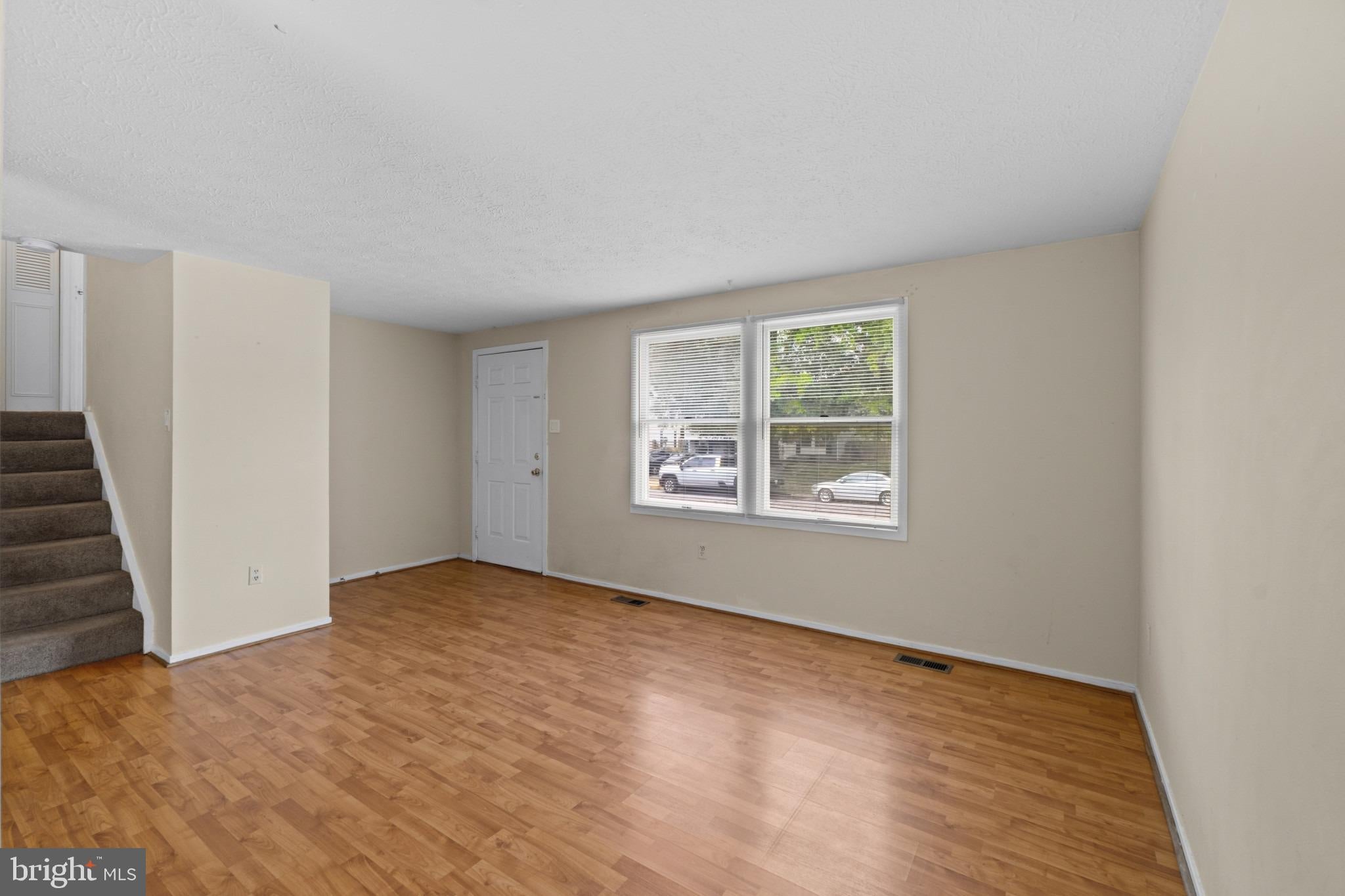 1312 HILLCREST DRIVE