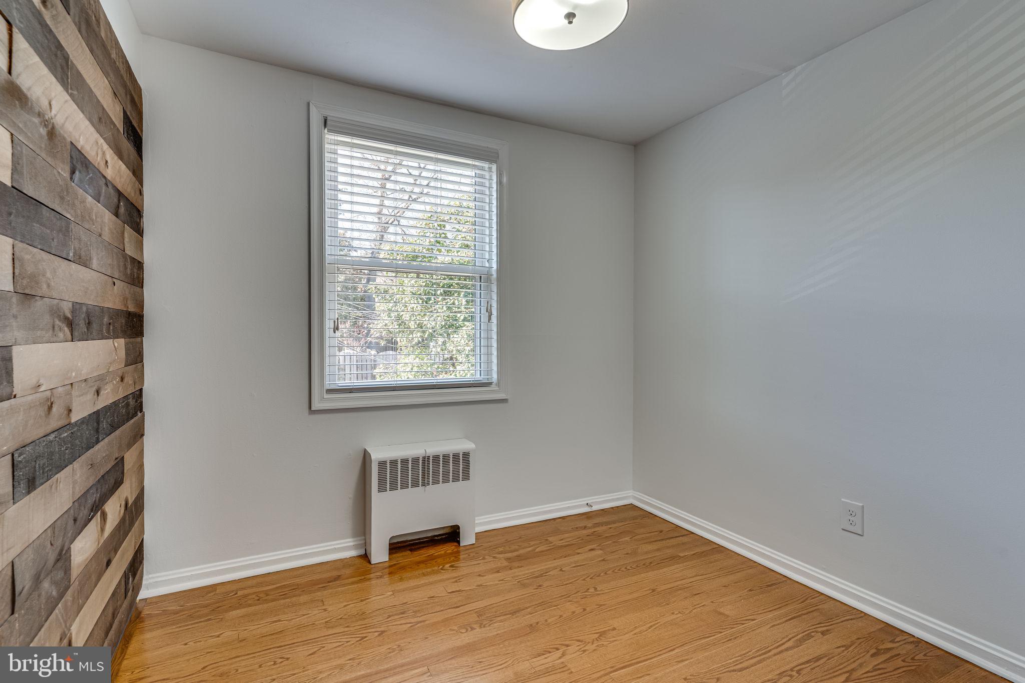 WARWICK VILLAGE - Residential Lease