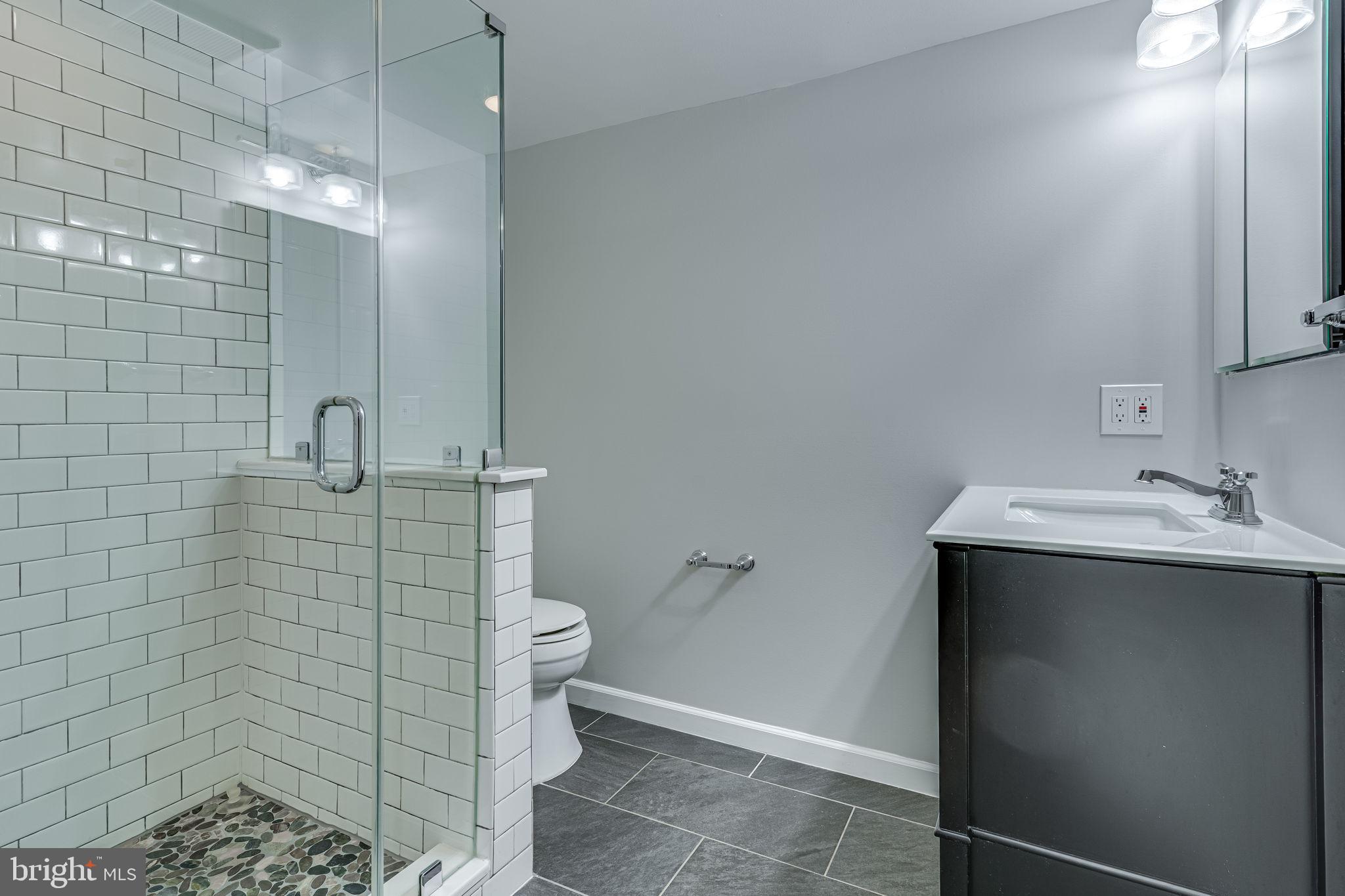 WARWICK VILLAGE - Residential Lease