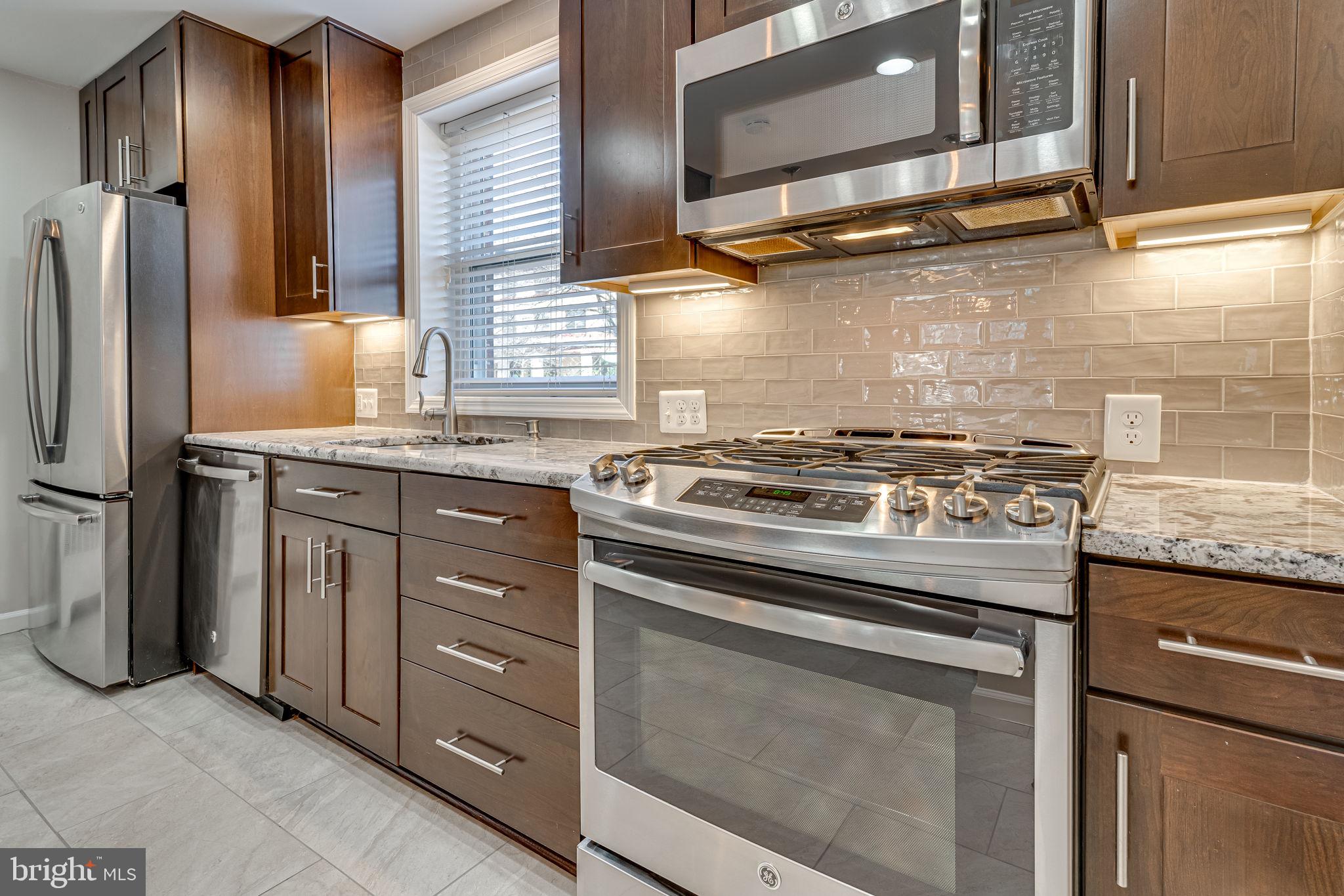 WARWICK VILLAGE - Residential Lease