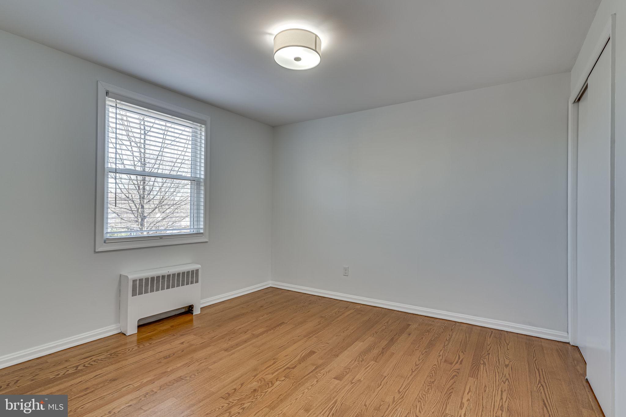 WARWICK VILLAGE - Residential Lease