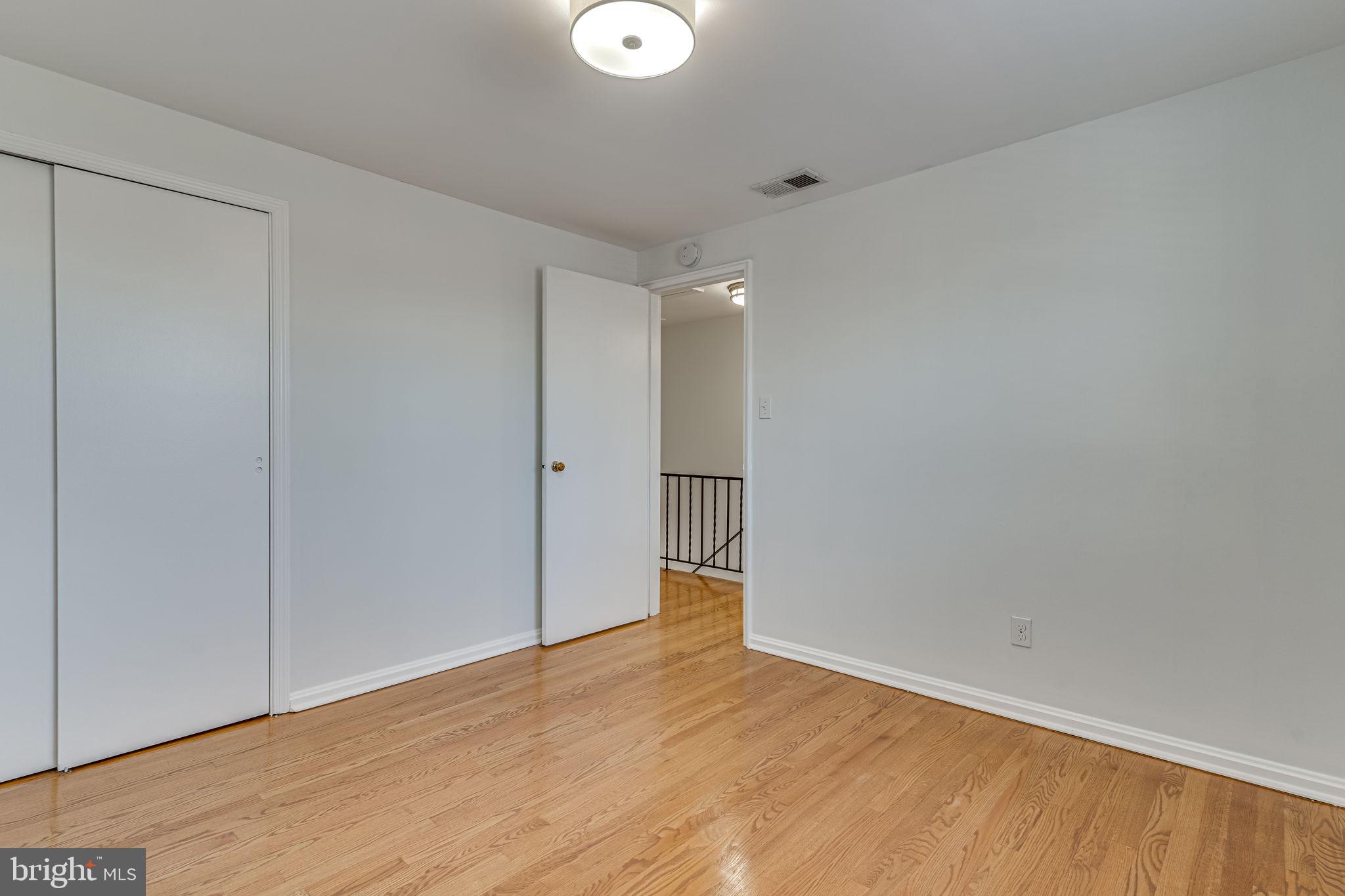 WARWICK VILLAGE - Residential Lease