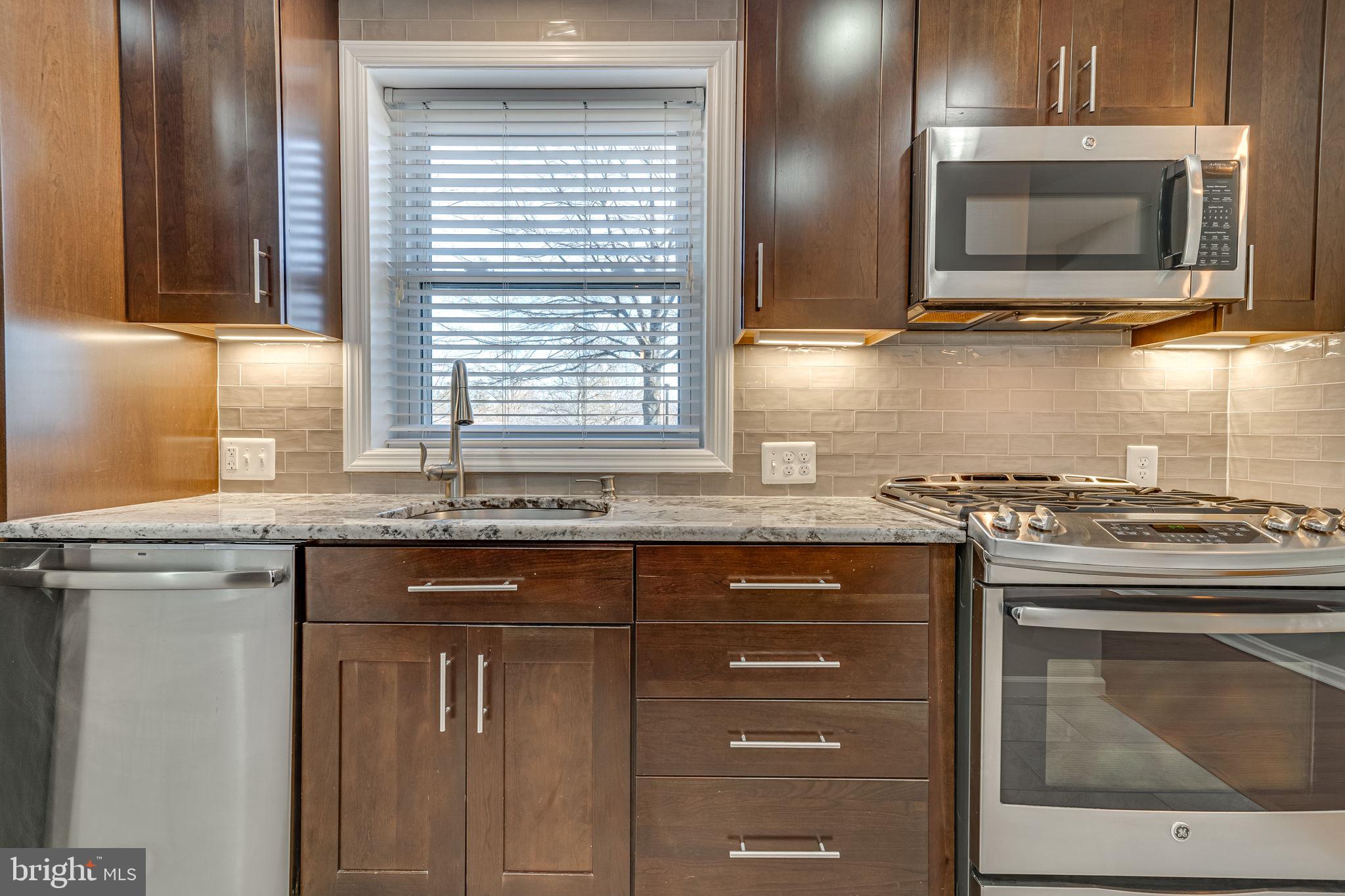 WARWICK VILLAGE - Residential Lease