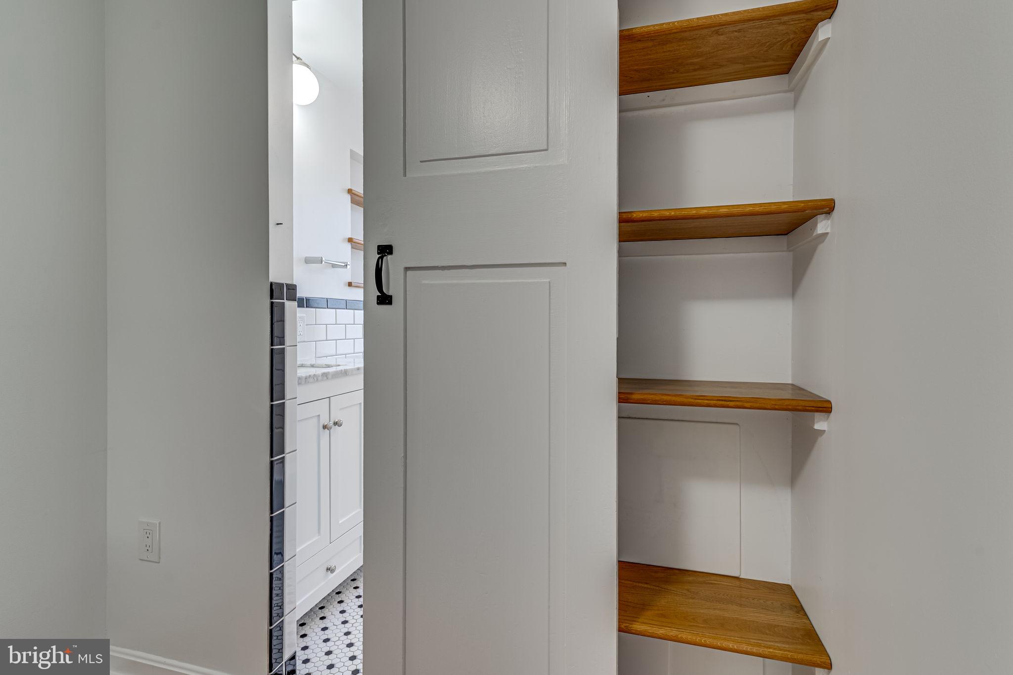 WARWICK VILLAGE - Residential Lease