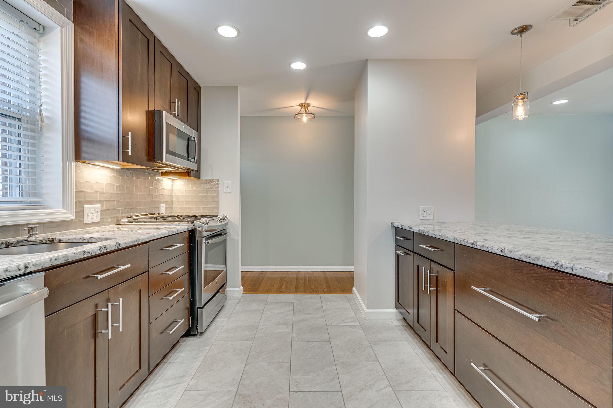 WARWICK VILLAGE - Residential Lease