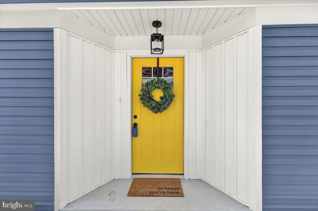 Photo of 2303 Louxmont Drive, LANCASTER, PA 17603 (MLS # PALA2062896)