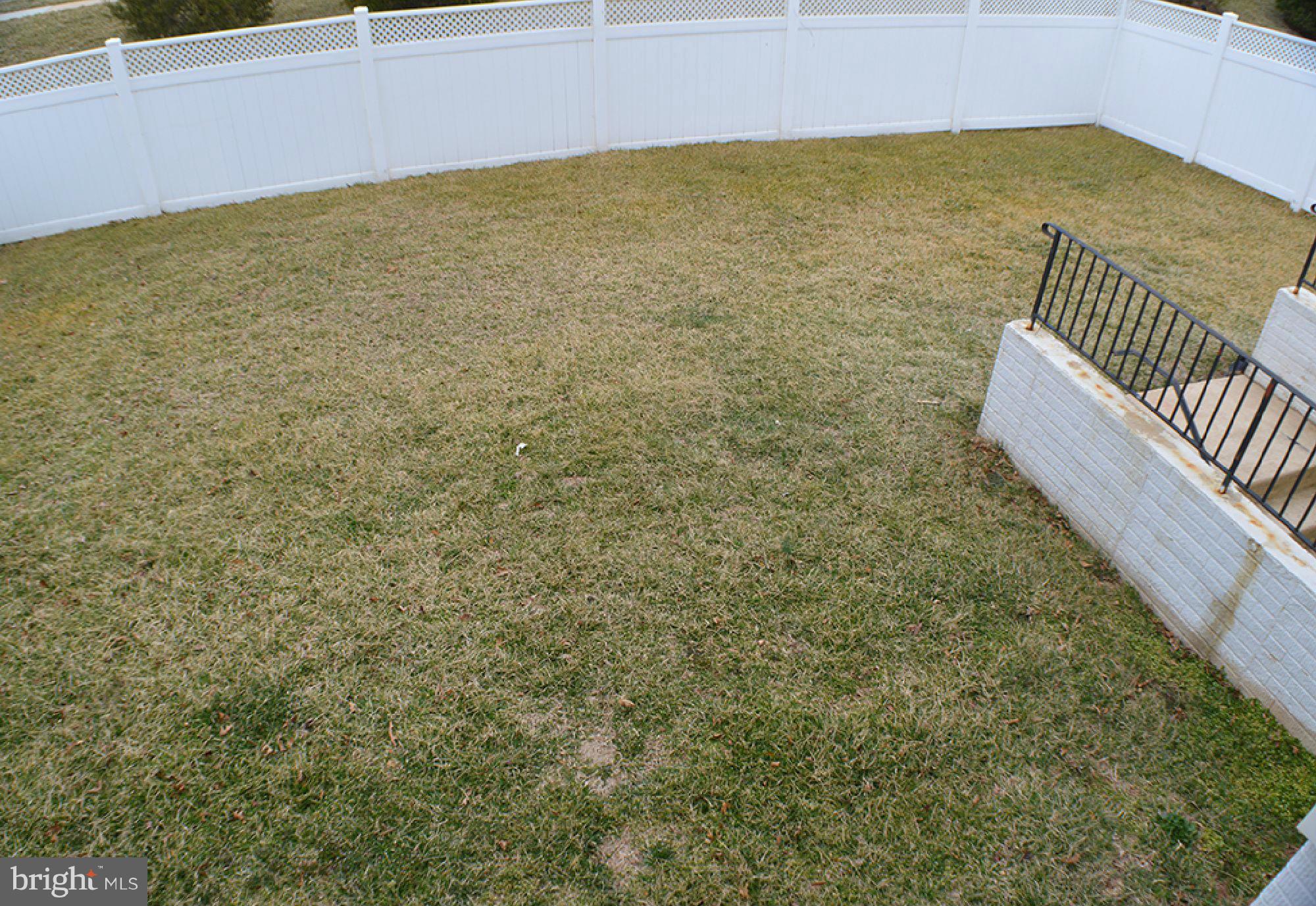 LANSDOWNE ON THE POTOMAC - Residential