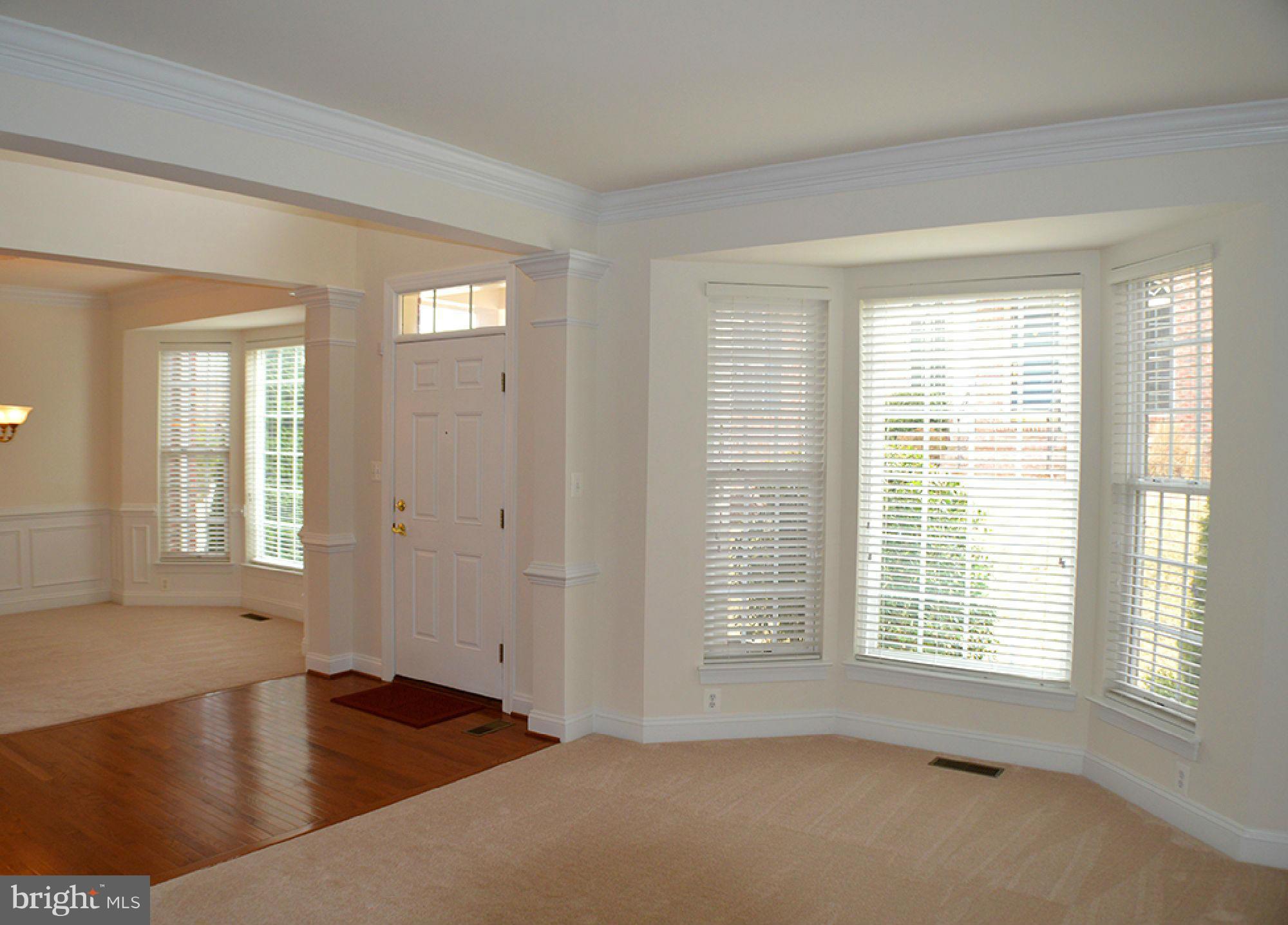 LANSDOWNE ON THE POTOMAC - Residential