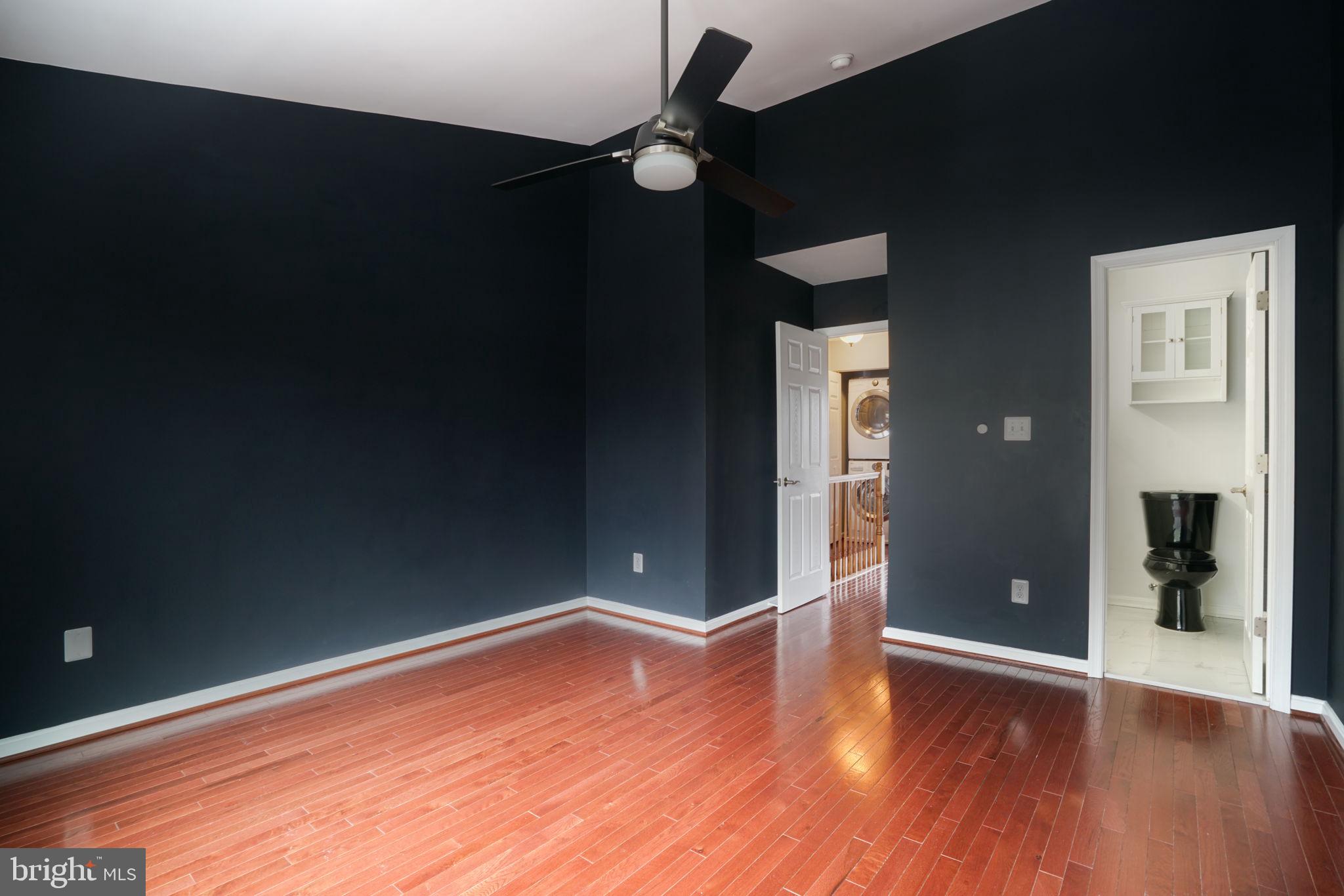 MOUNT VERNON TOWNES - Residential