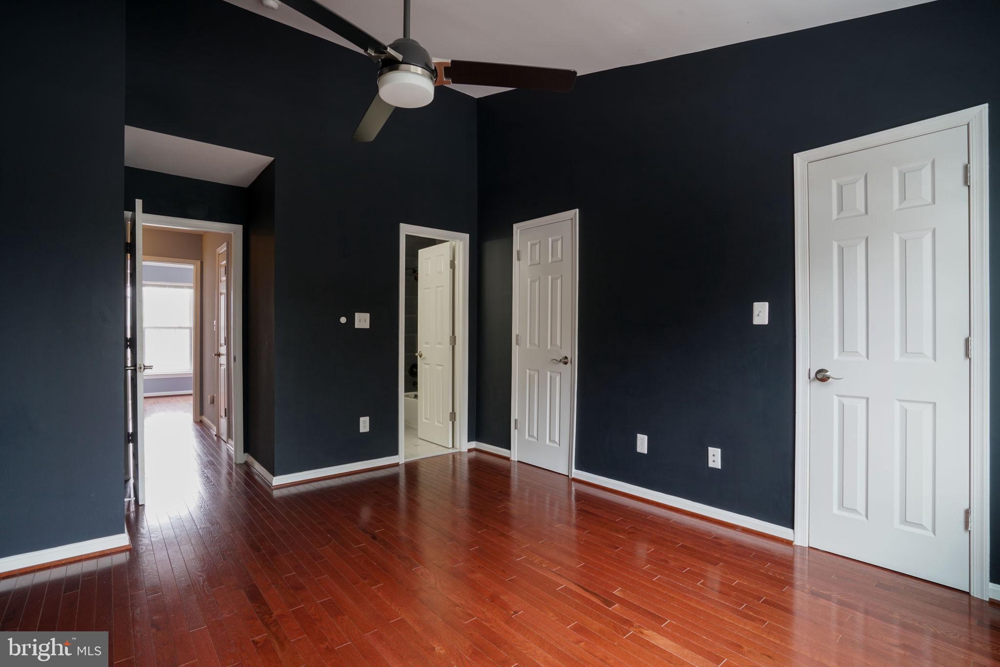 MOUNT VERNON TOWNES - Residential