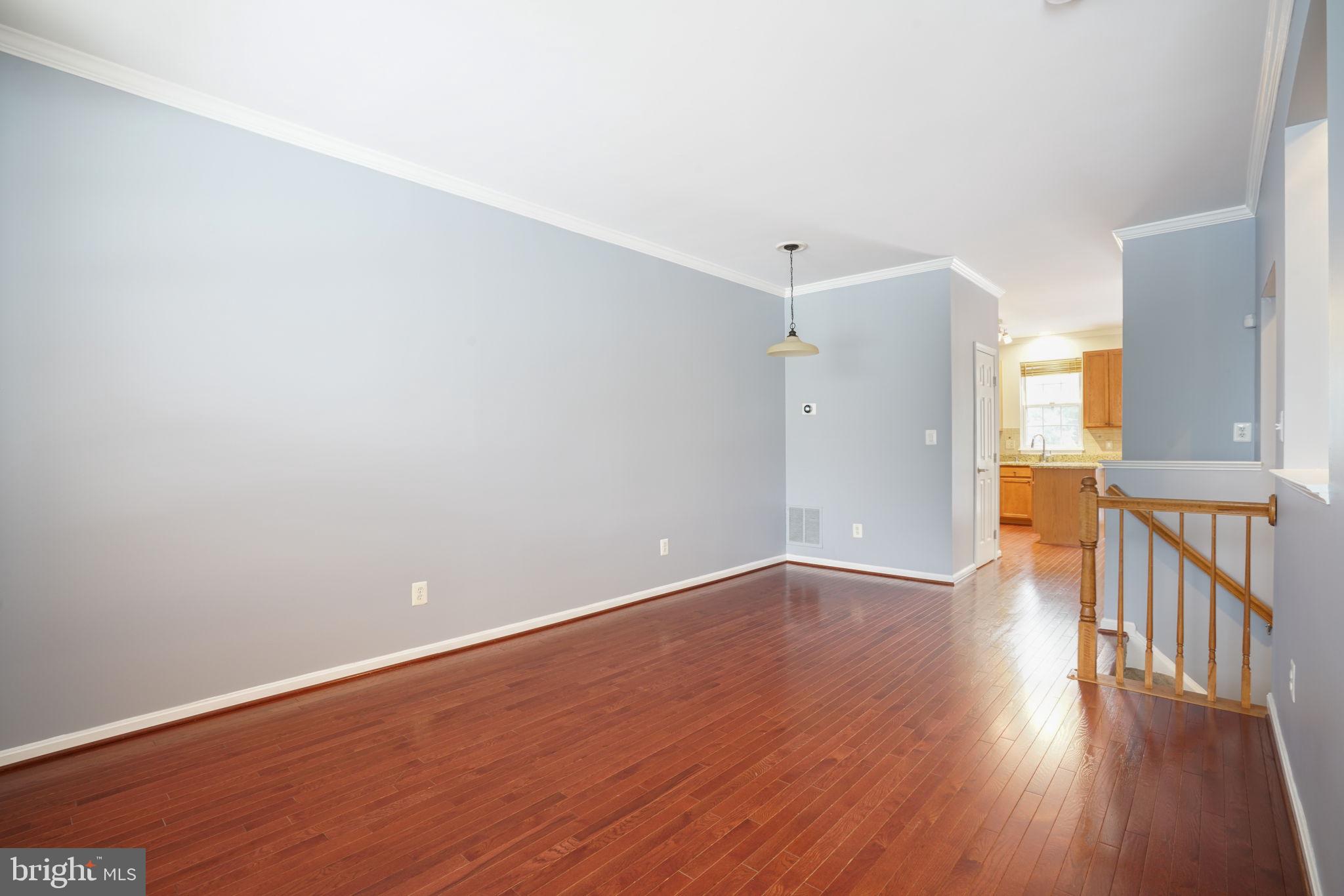 MOUNT VERNON TOWNES - Residential