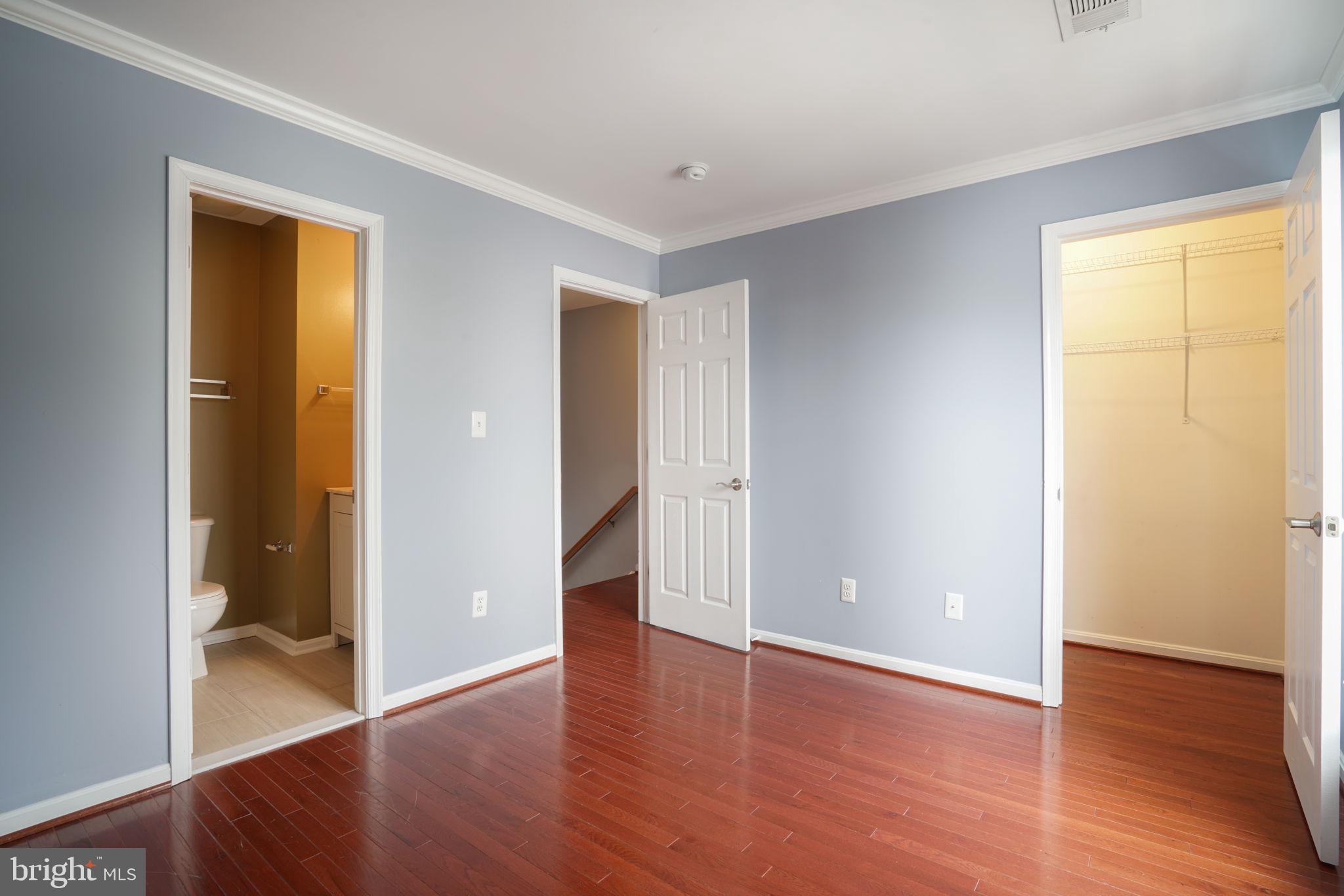 MOUNT VERNON TOWNES - Residential