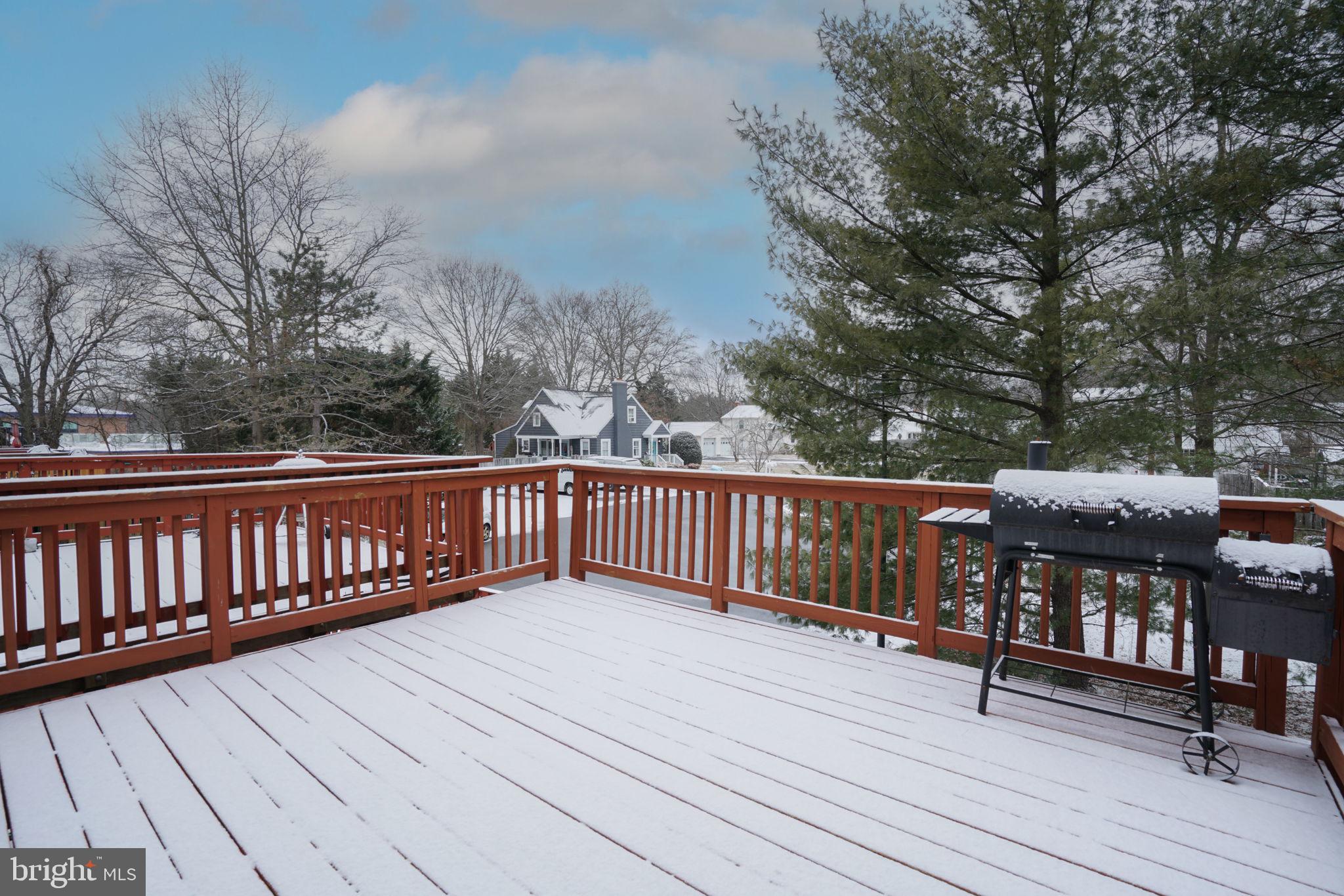 MOUNT VERNON TOWNES - Residential