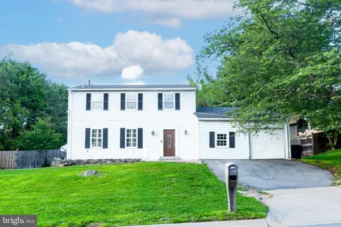 9029 Green Run Way, Gaithersburg, MD MLS: MDMC2180598