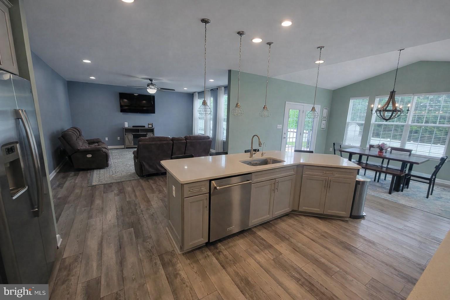 RESRV CHESTNUT RIDGE - Residential