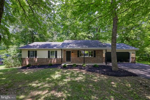 Photo of 5671 Lincoln Hills Drive, GAP, PA 17527 (MLS # PALA2072690)