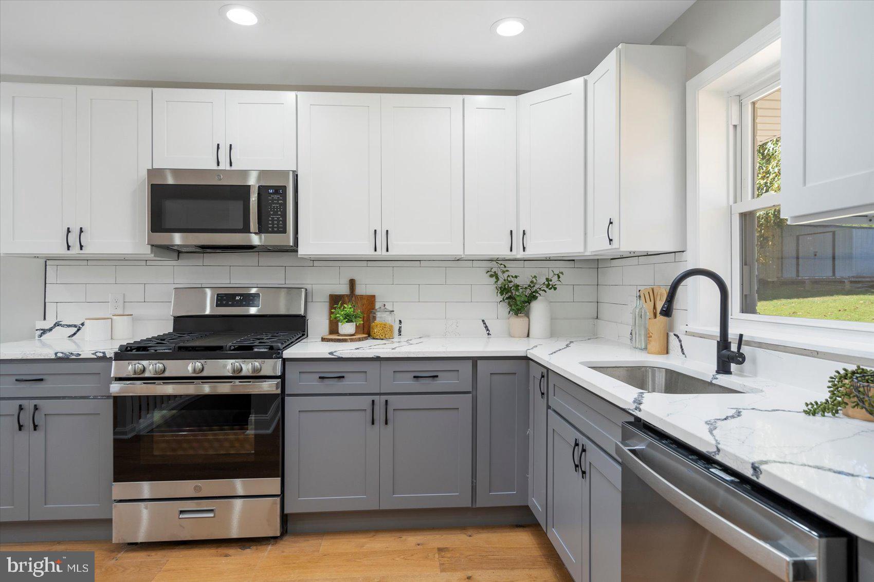 LEWISDALE - Residential