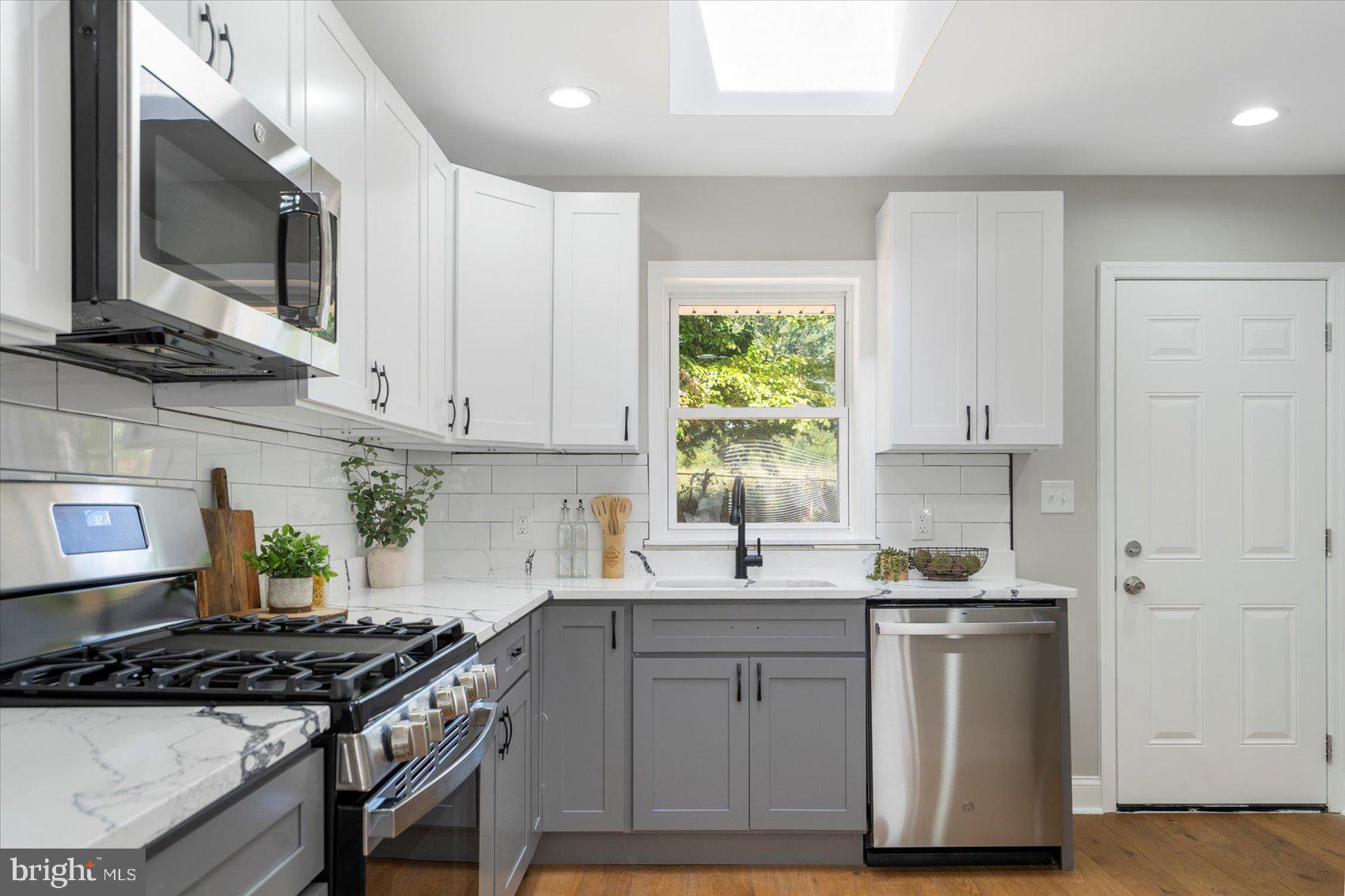 LEWISDALE - Residential