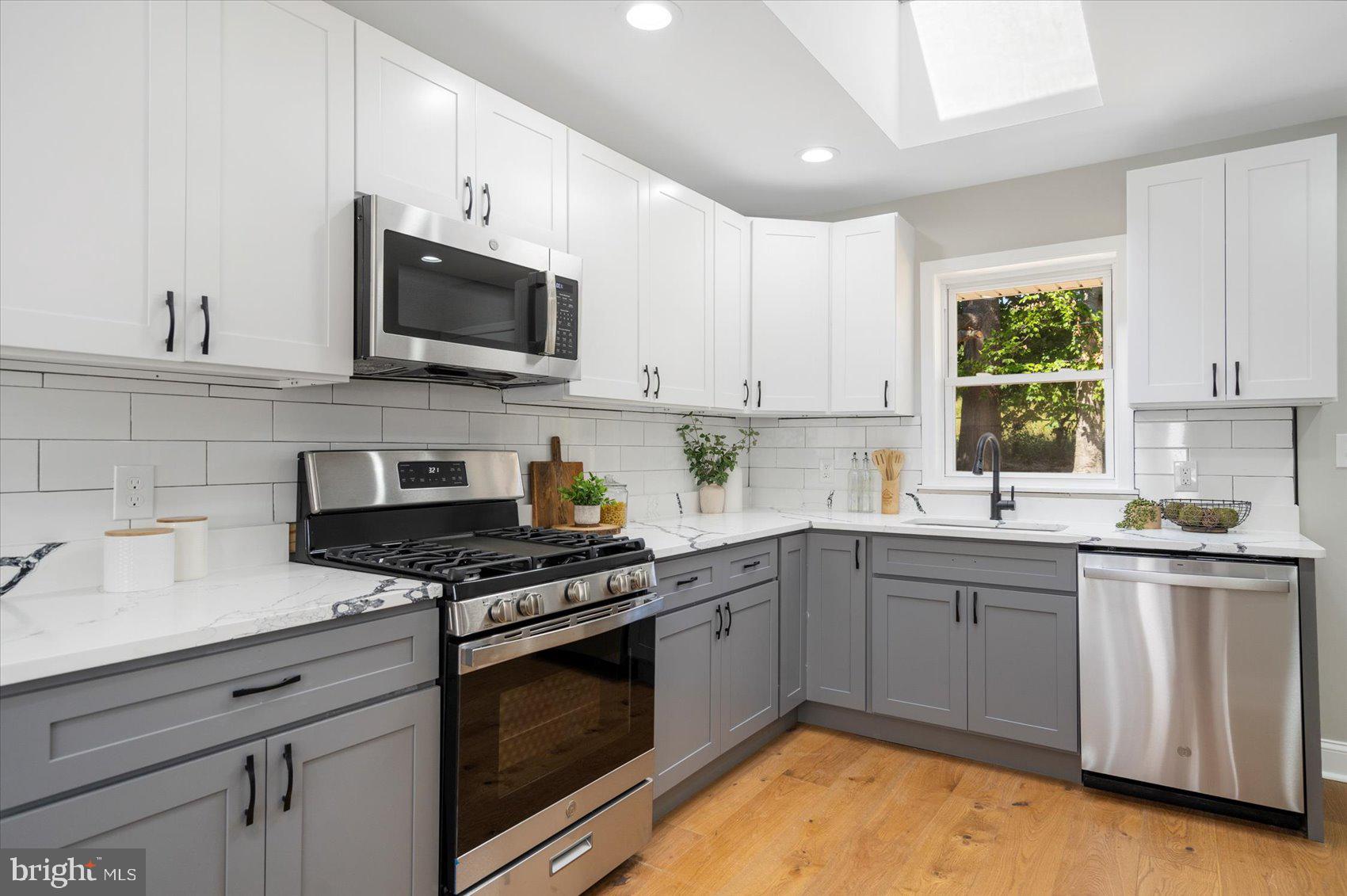 LEWISDALE - Residential